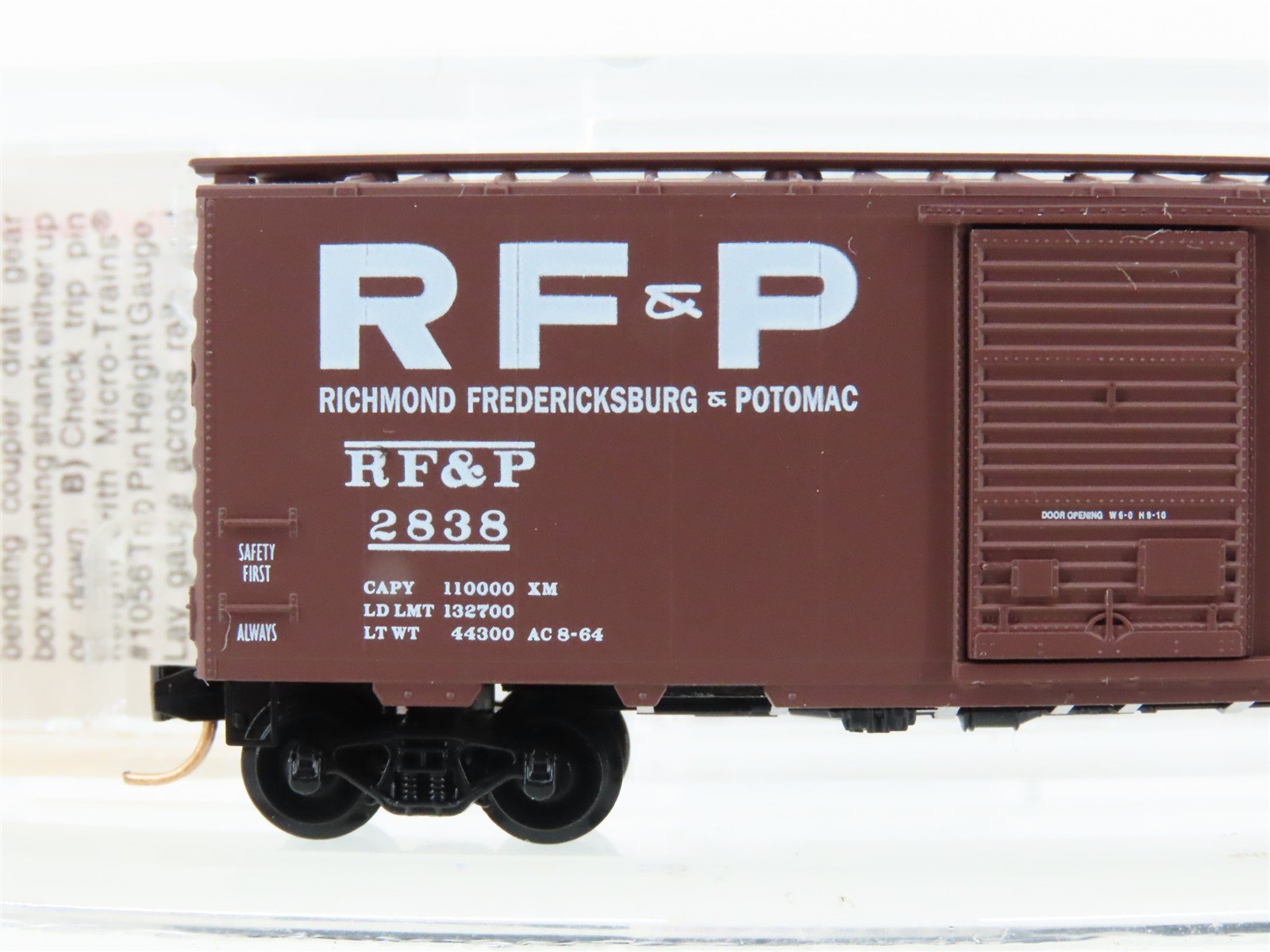 N Micro-Trains MTL 20516 RFP Richmond Fredericksburg & Potomac 40' Box Car #2838