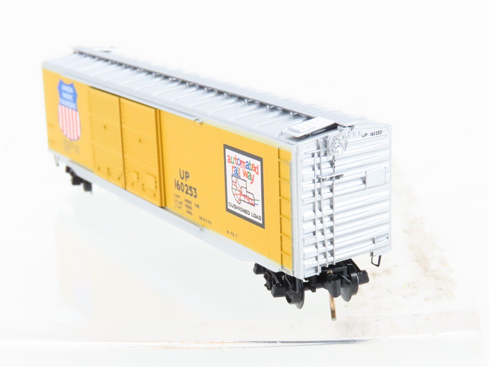 N Scale Micro-Trains MTL 34090 UP Union Pacific 50' Double Door Box Car #160253