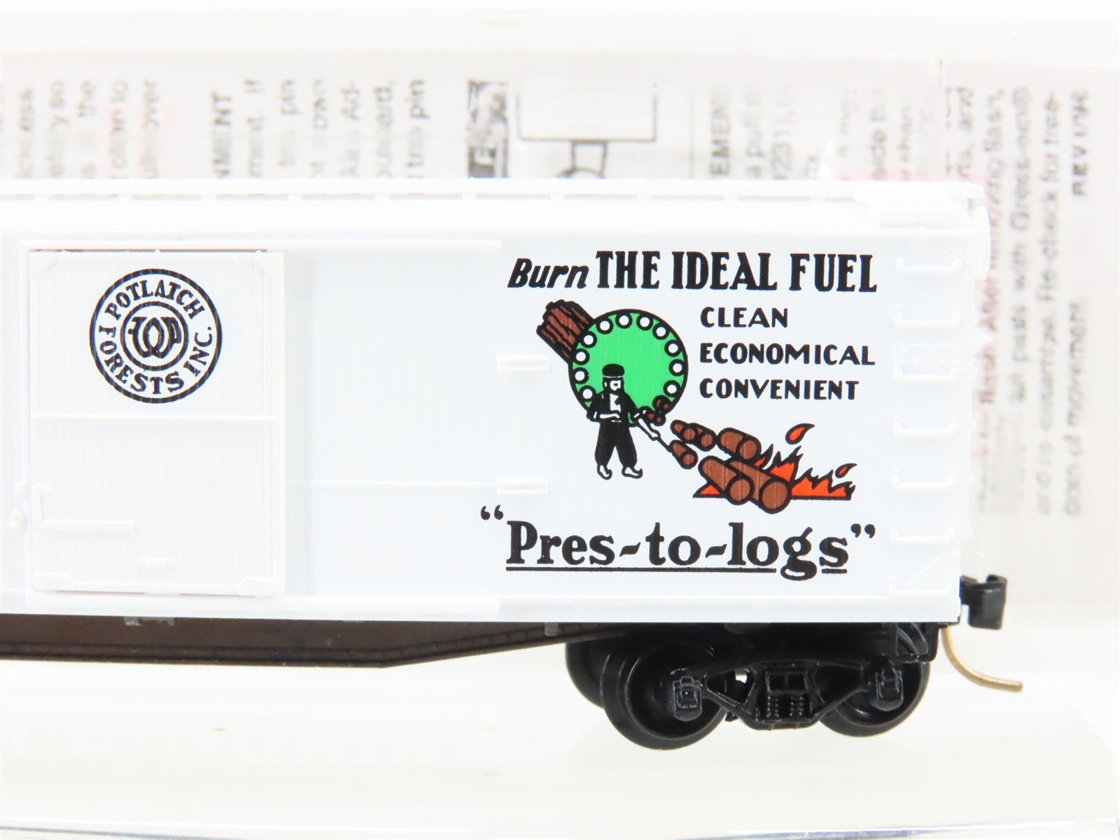 N Scale Micro-Trains MTL 42060 Potlatch Lumber Co. 40' Single Door Box Car #424