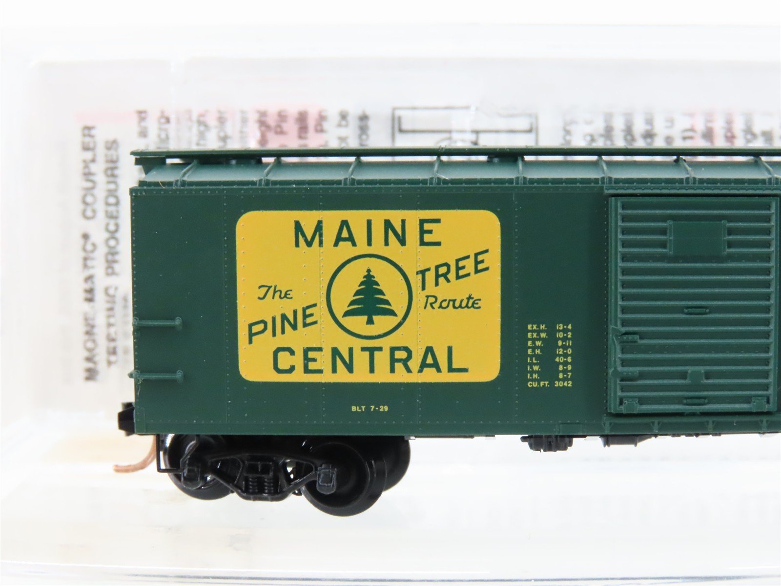 N Scale Micro-Trains MTL 120040 MEC Maine Central Pine Tree 40' Box Car #5530