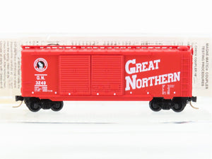 N Scale Micro-Trains MTL 23200 GN Great Northern 40' Double Door Box Car #3249