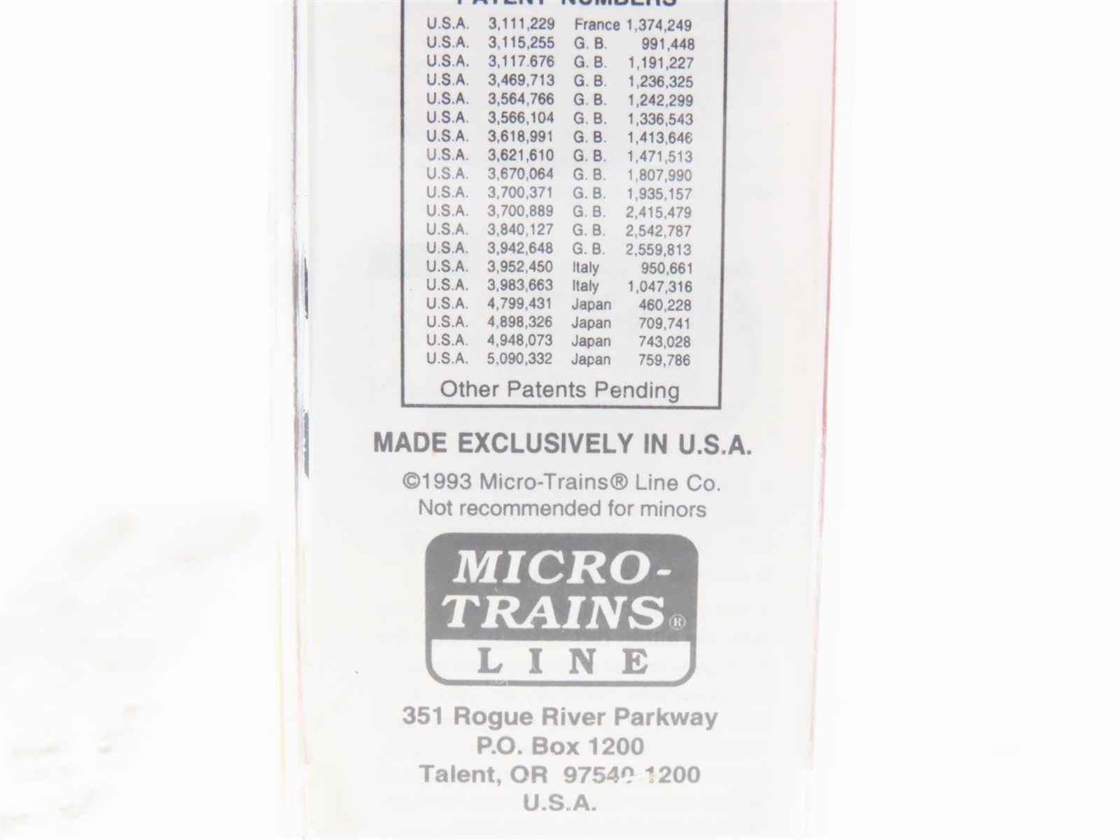 N Scale Micro-Trains MTL 23200 GN Great Northern 40' Double Door Box Car #3249