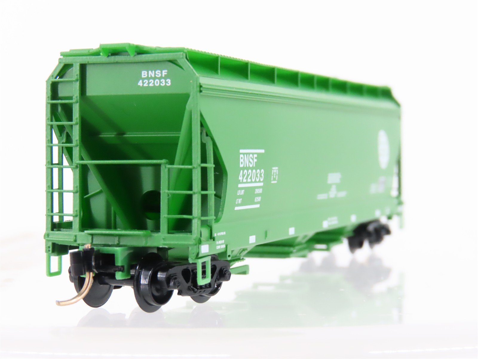 N Micro-Trains MTL 94110 BNSF Burlington Northern Santa Fe 3-Bay Hopper #422033