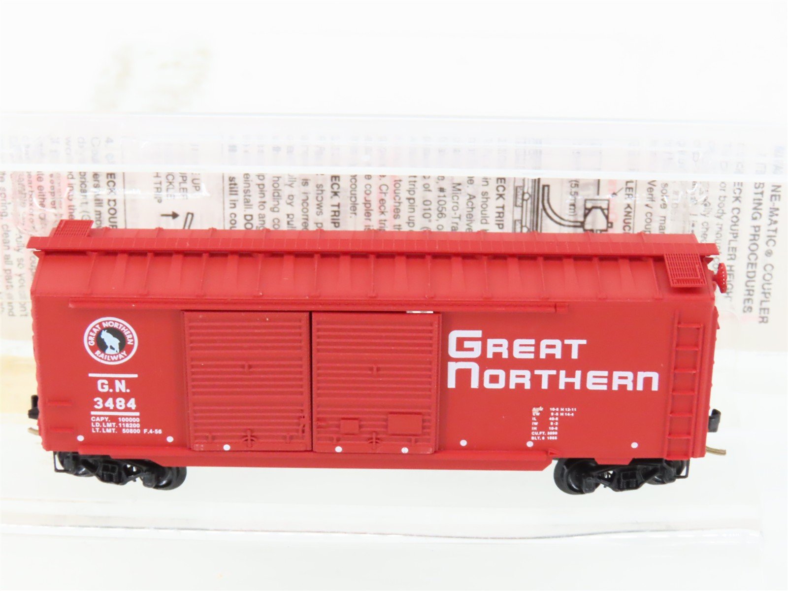 N Scale Micro-Trains MTL 23210 GN Great Northern 40' Double Door Box Car #3484