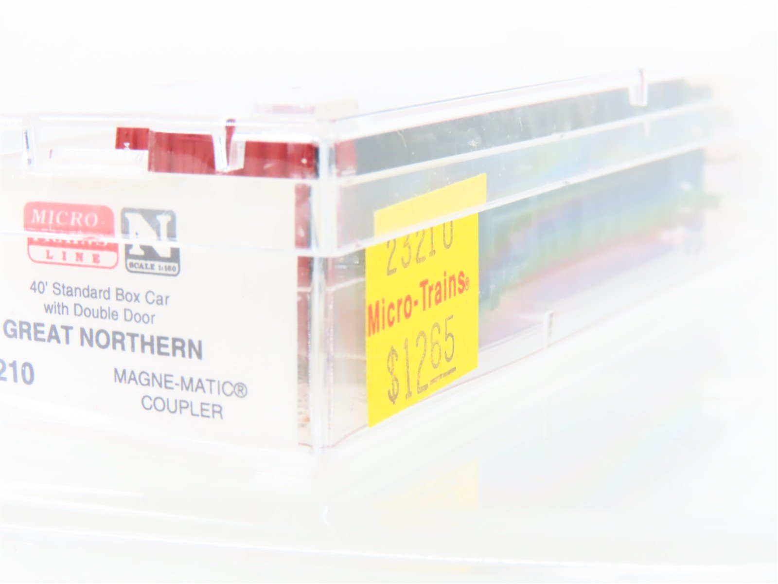 N Scale Micro-Trains MTL 23210 GN Great Northern 40' Double Door Box Car #3484