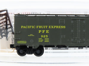 N Scale Micro-Trains MTL 59510 PFE Pacific Fruit Express 40' Steel Reefer #925