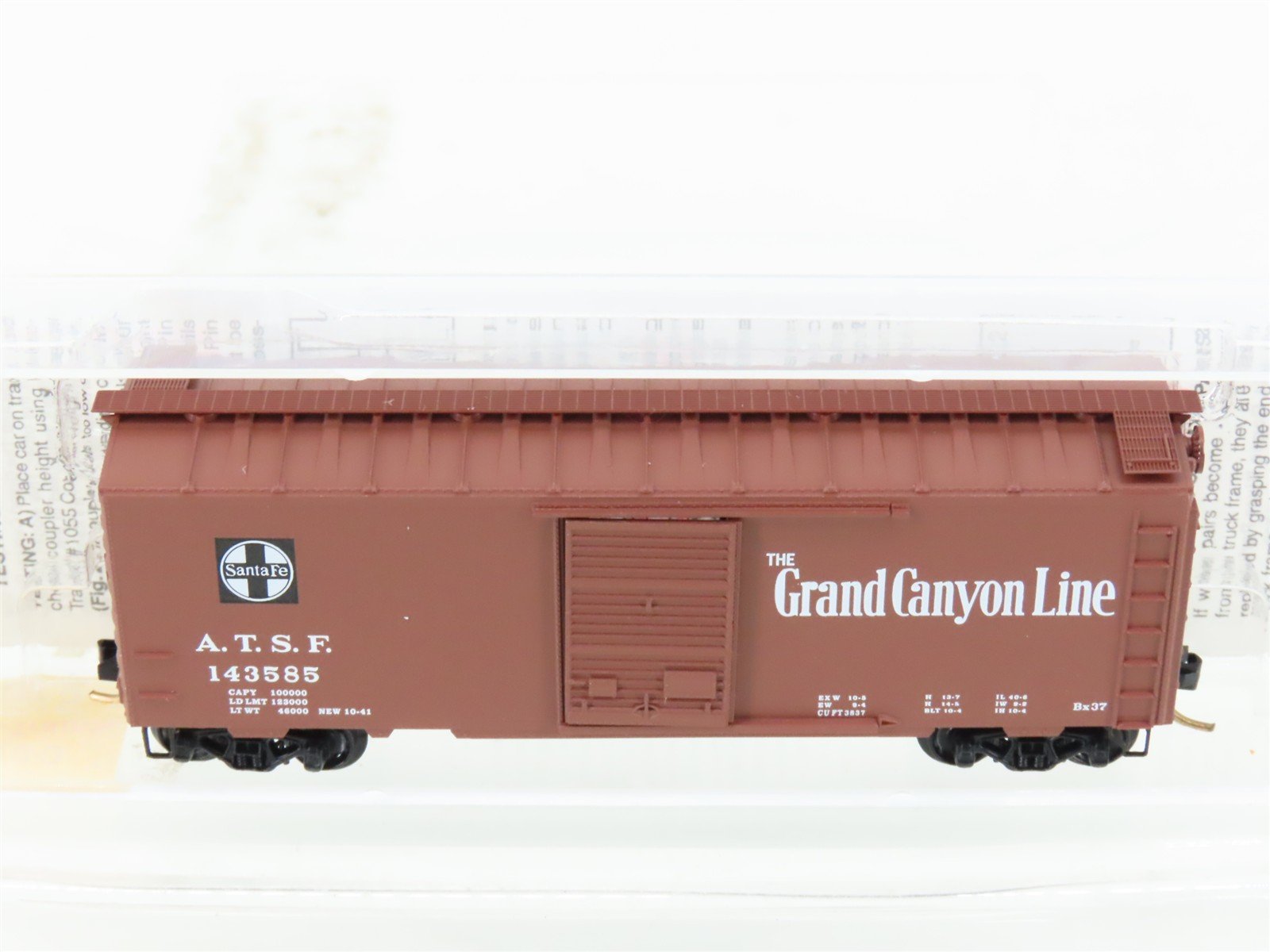 N Scale Micro-Trains MTL 20060 ATSF Santa Fe 40' Single Door Box Car #143585