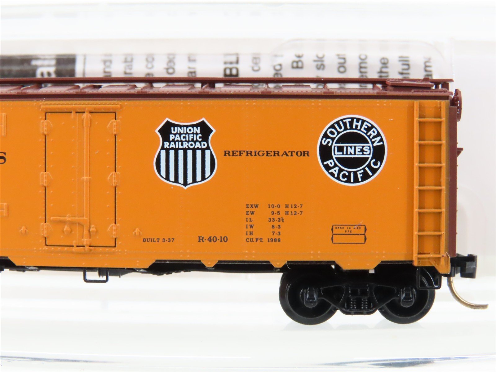 N Scale Micro-Trains MTL 59520 PFE Pacific Fruit Express 40' Steel Reefer #41507