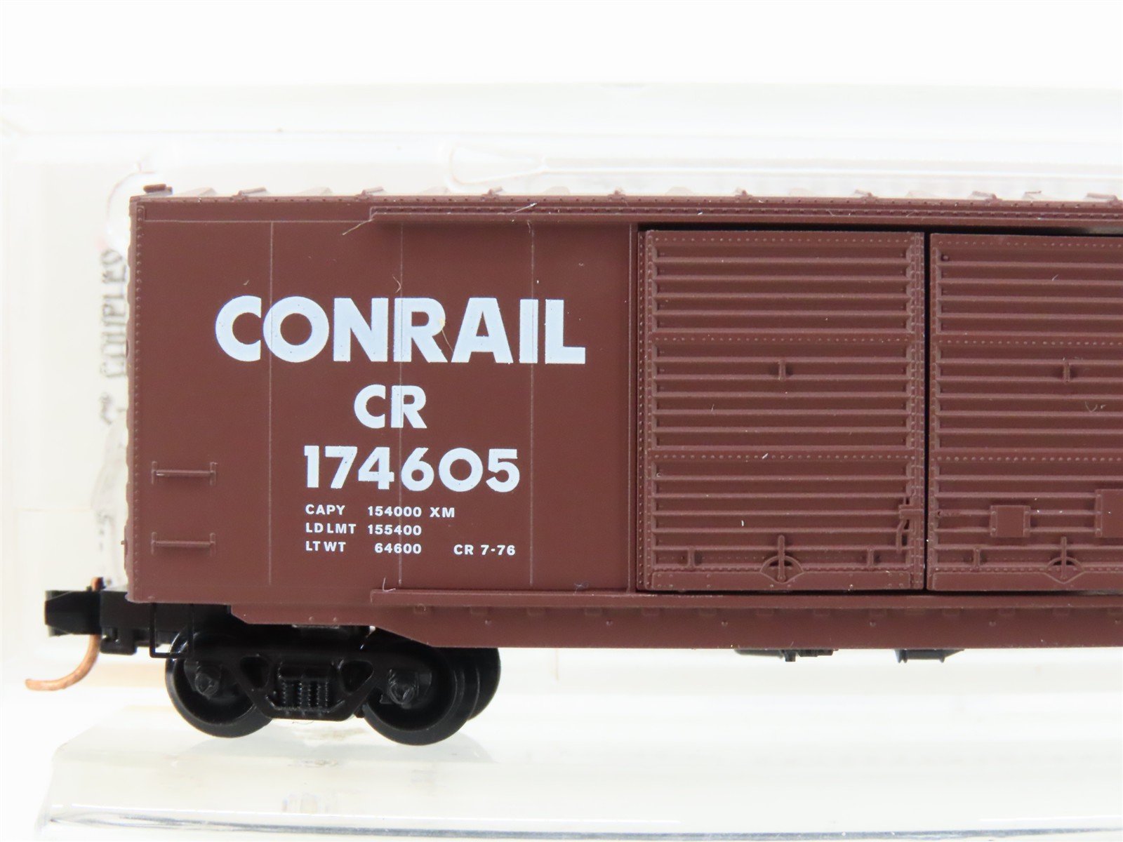 N Scale Micro-Trains MTL 37010 CR Conrail 50' Double Door Box Car #174605