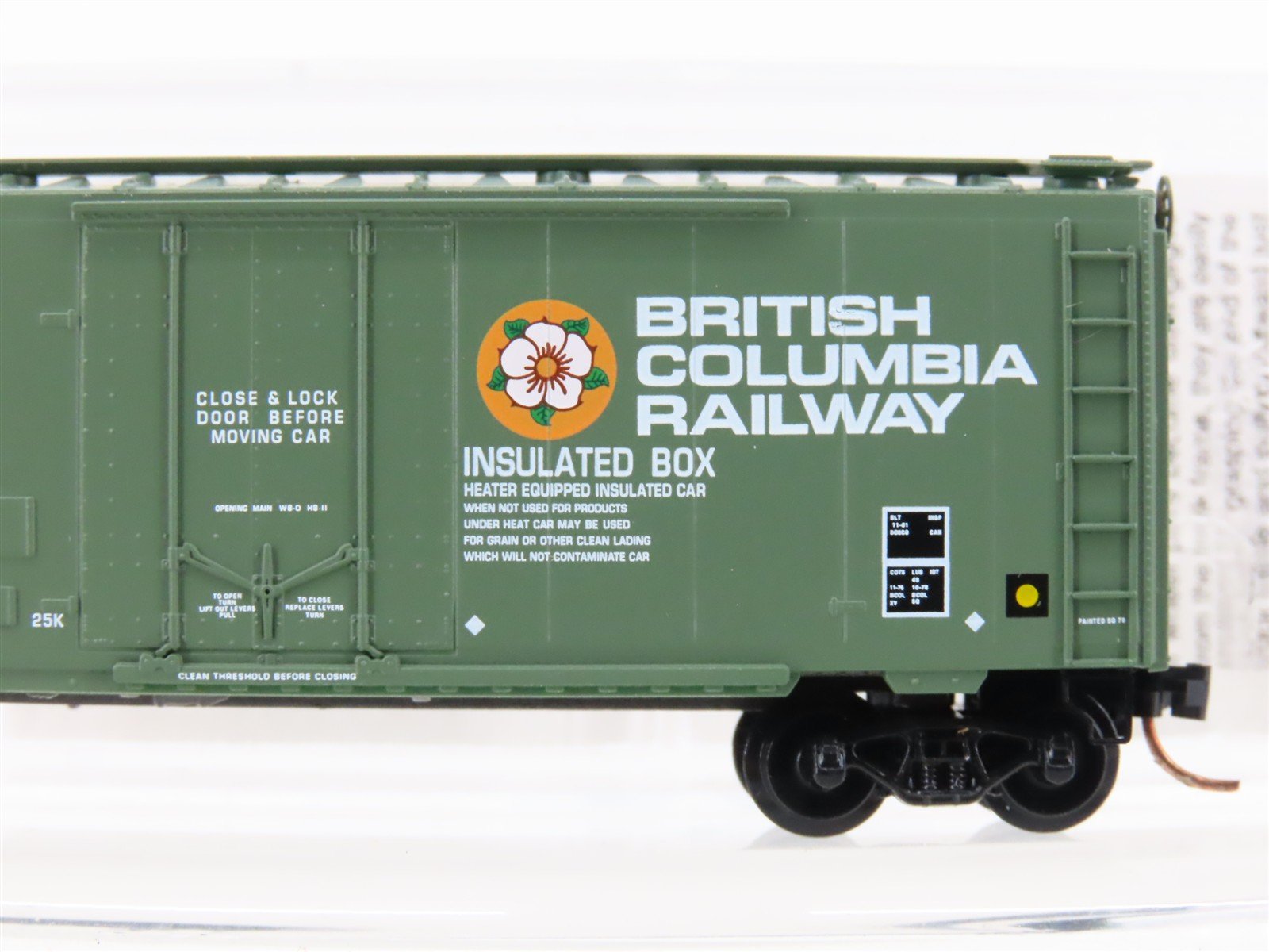 N Scale Micro-Trains MTL 21230 BCOL British Columbia Railway 40' Box Car #8002