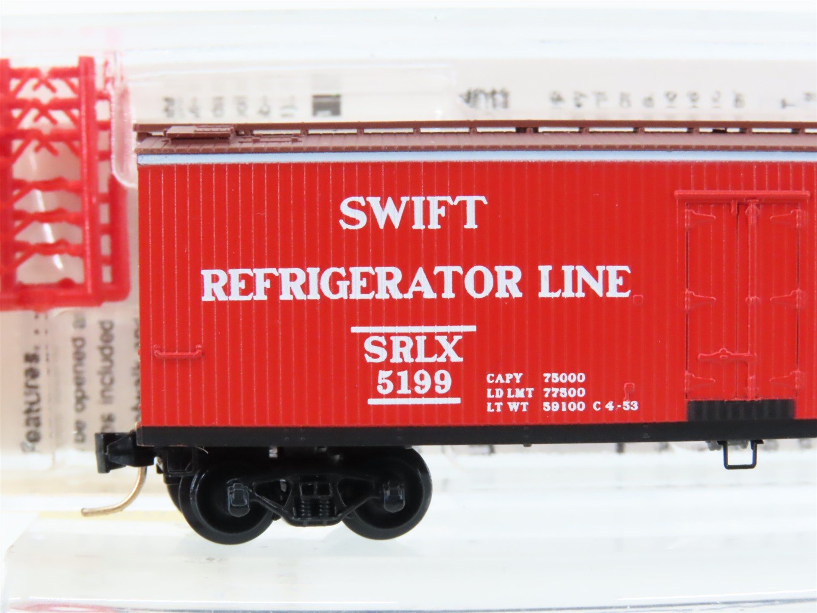 N Micro-Trains MTL 49400 SRLX Swift Refrigerator Line 40' Wood Reefer #5199