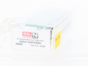N Scale Micro-Trains MTL 20680 GN Great Northern 40' Single Door Box Car #39996