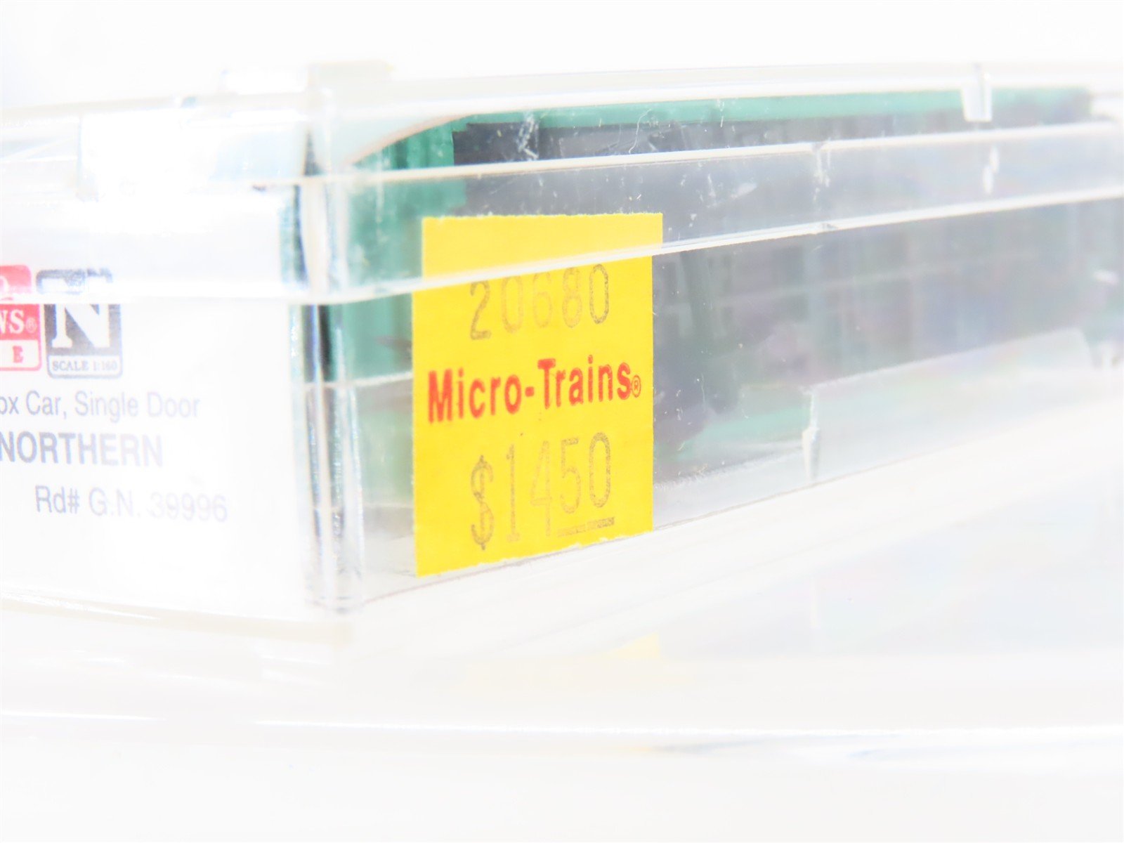 N Scale Micro-Trains MTL 20680 GN Great Northern 40' Single Door Box Car #39996
