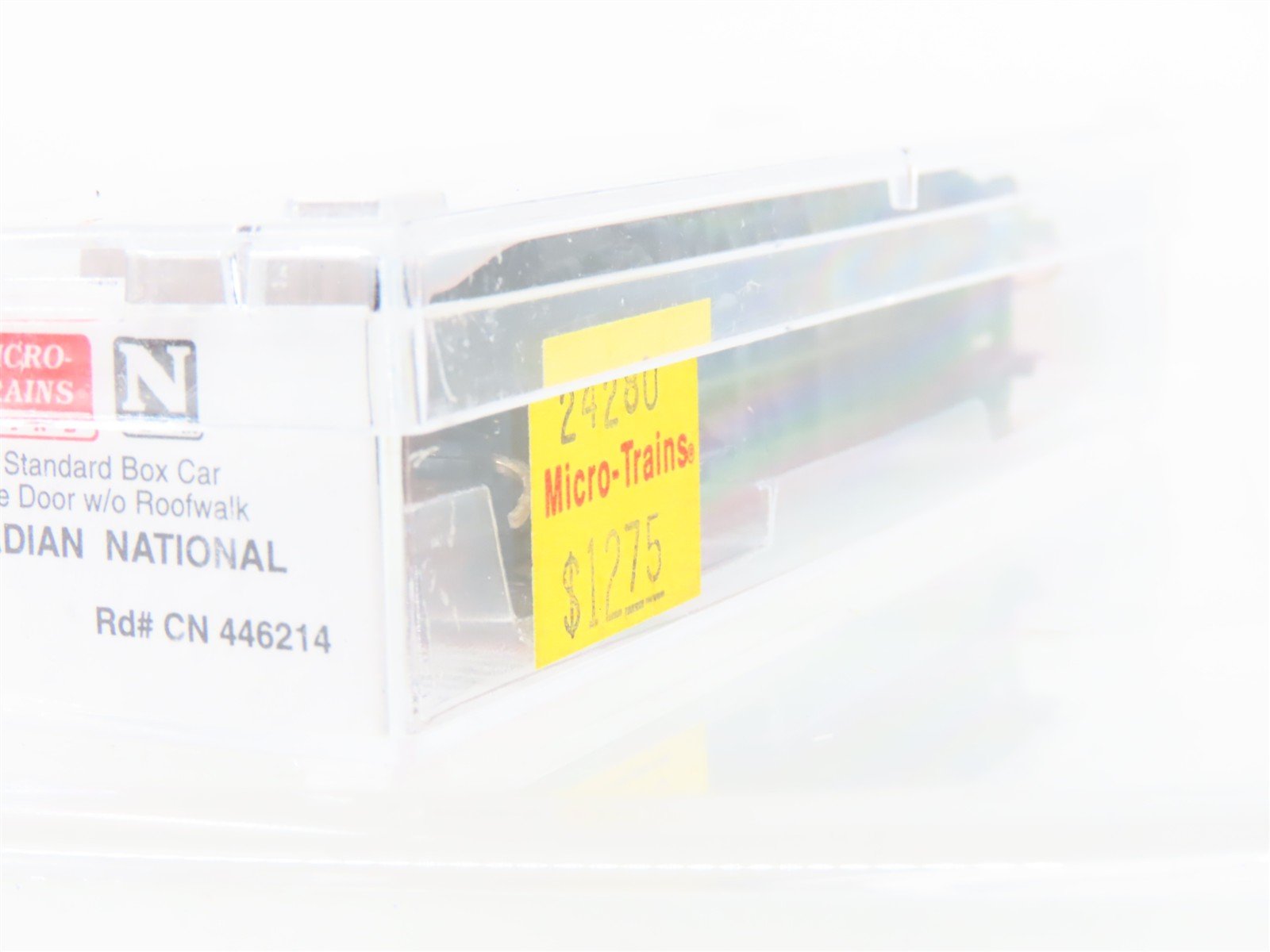 N Micro-Trains MTL 24280 CN Canadian National 40' Single Door Box Car #446214