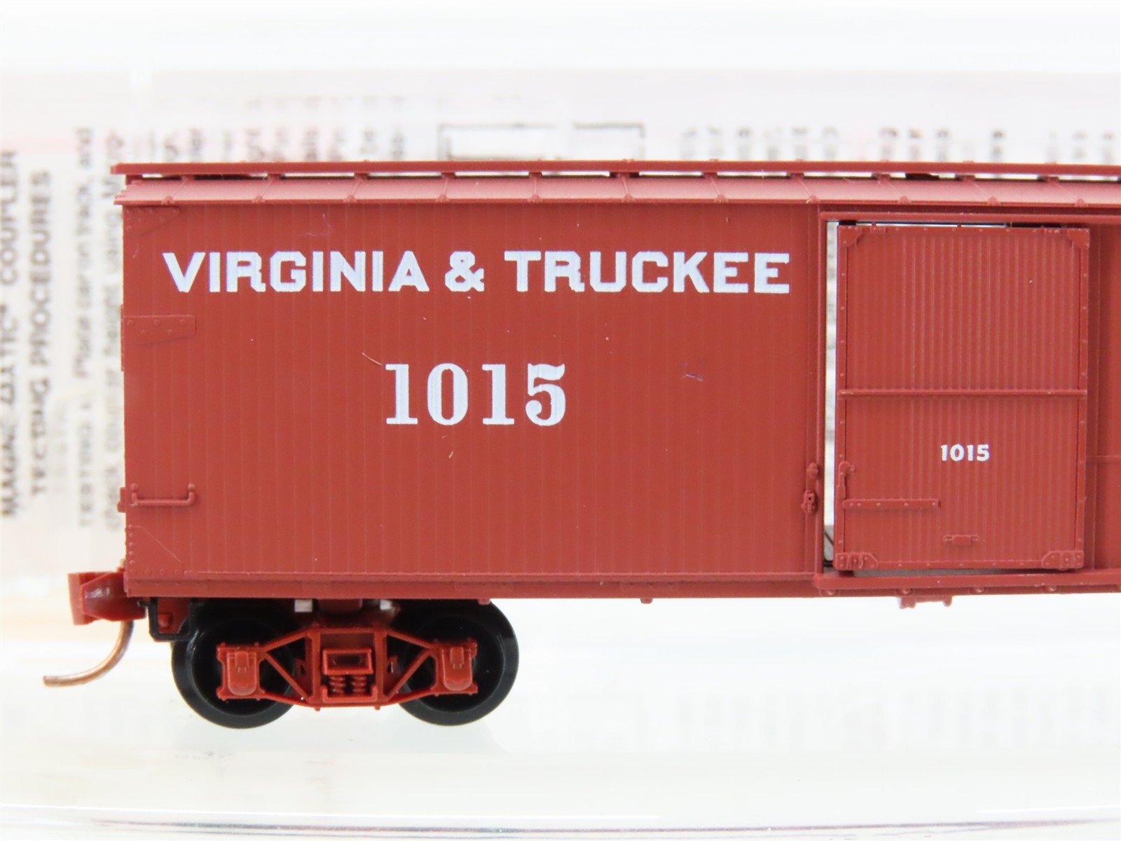 N Micro-Trains MTL 39180 V&T Virginia & Truckee 40' Single Door Box Car #1015