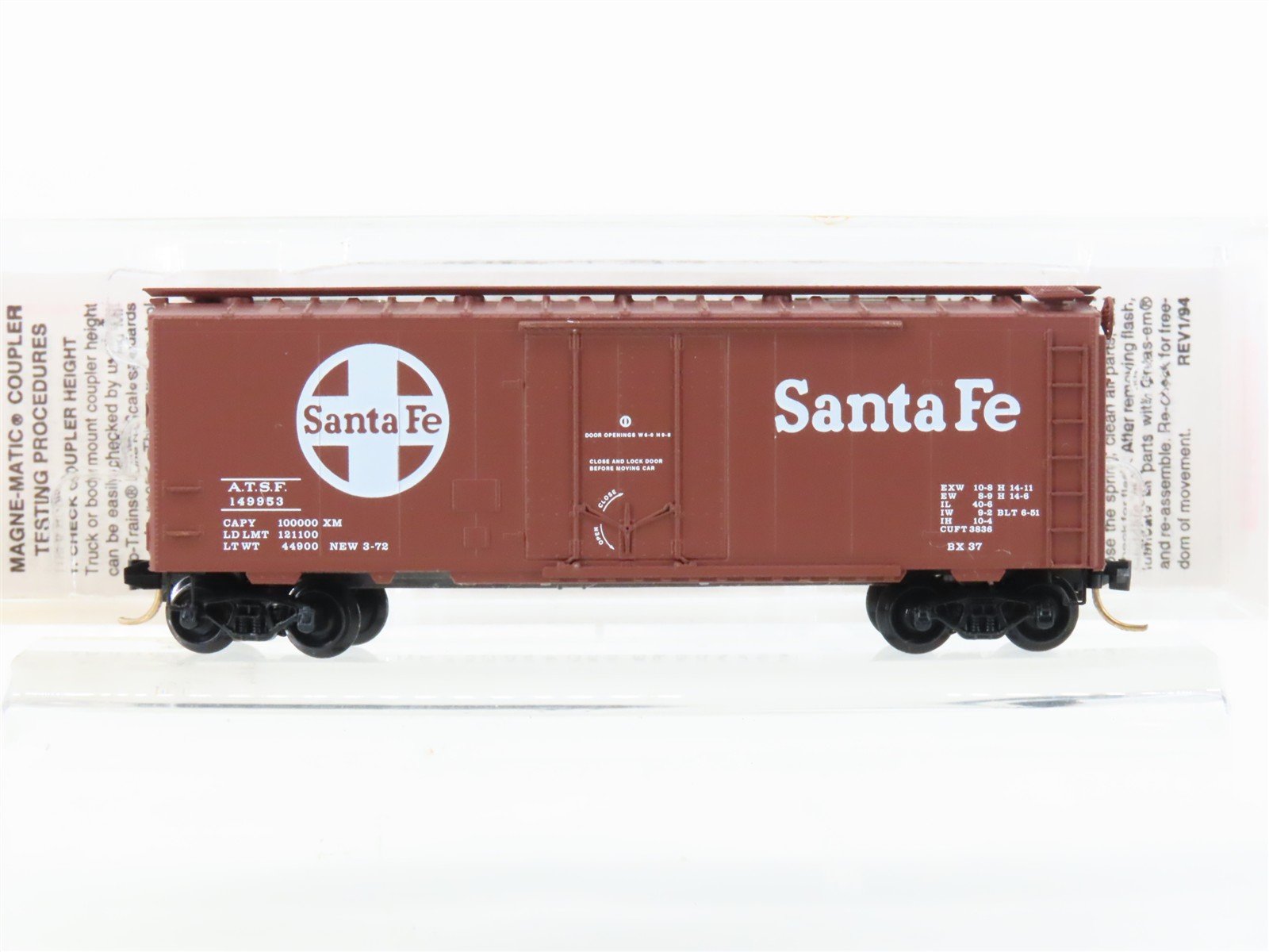 N Scale Micro-Trains MTL 21110 ATSF Santa Fe 40' Plug Door Box Car #149953