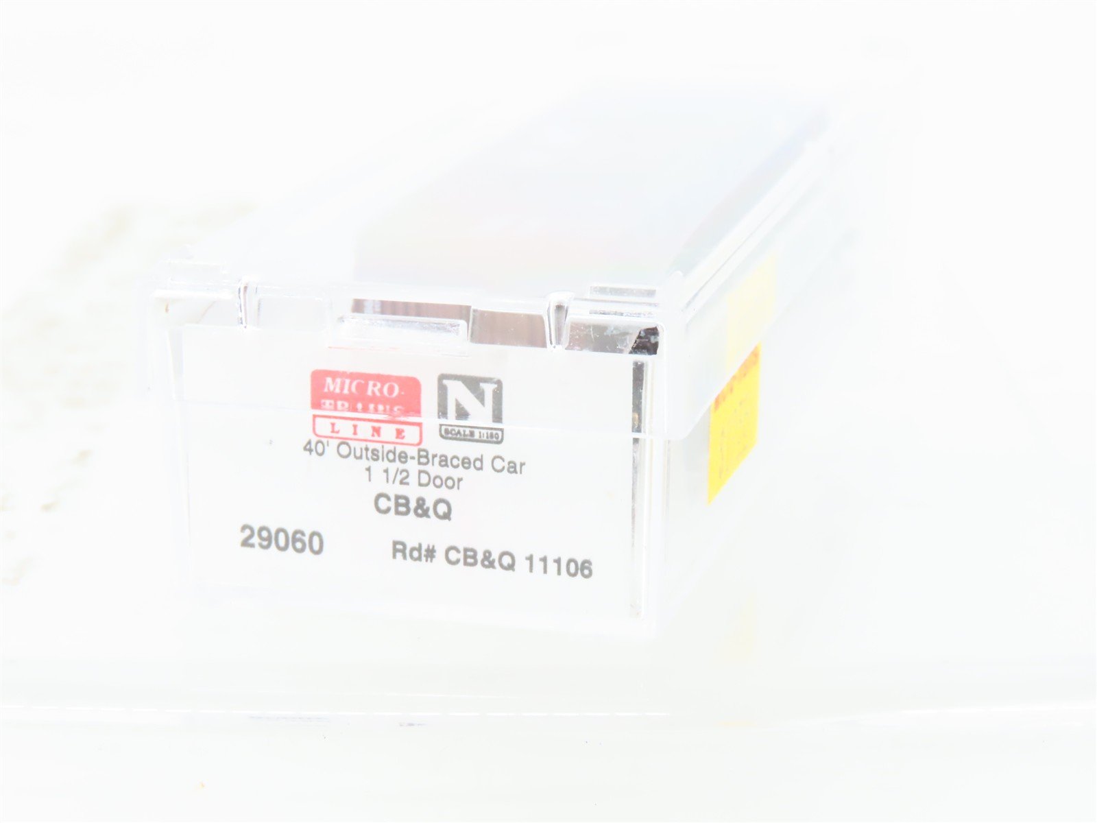 N Scale Micro-Trains MTL 29060 CB&Q Burlington Route 40' Box Car #11106