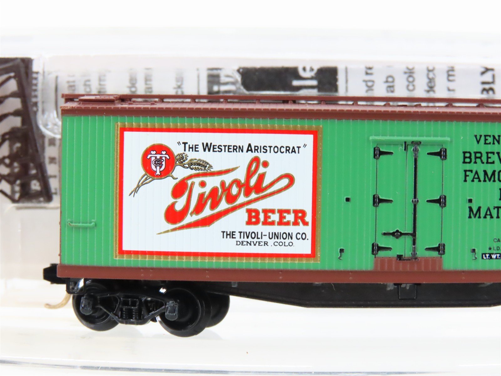 N Scale Micro-Trains MTL 49440 TUX Tivoli Beer 40' Wood Reefer #5100
