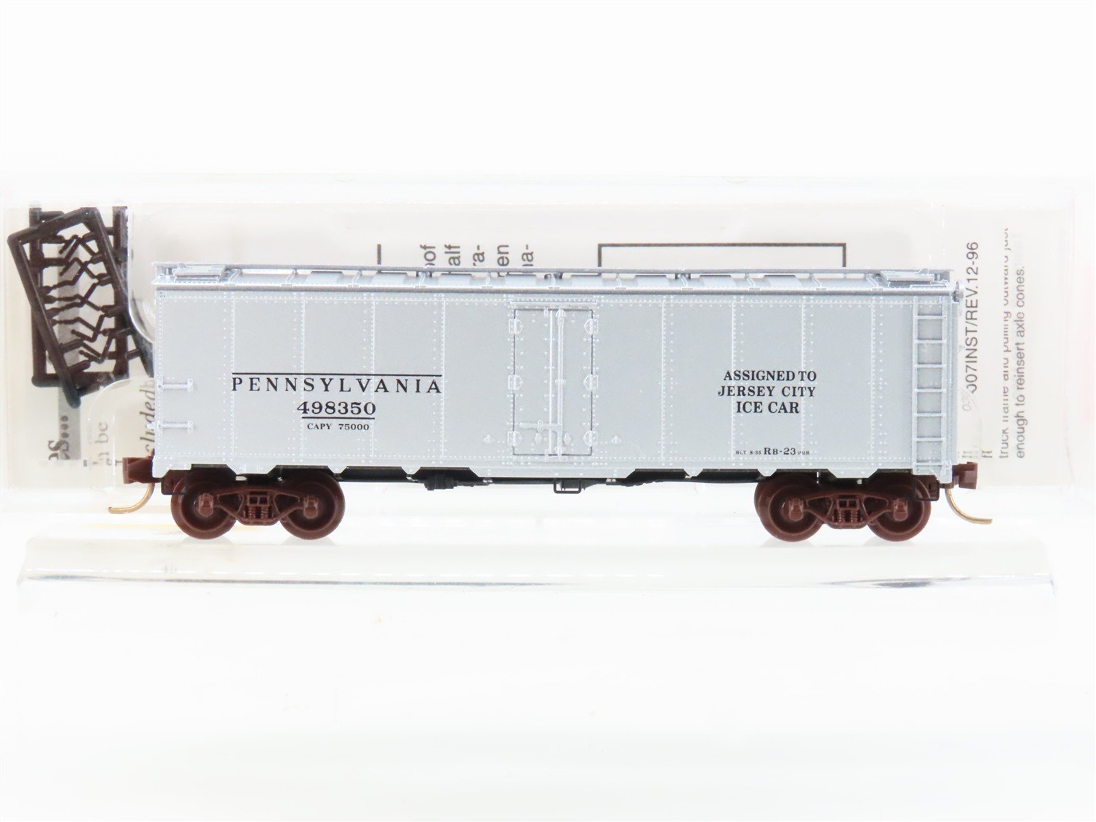 N Scale Micro-Trains MTL 59040 PRR Pennsylvania 40' Steel Reefer #498350