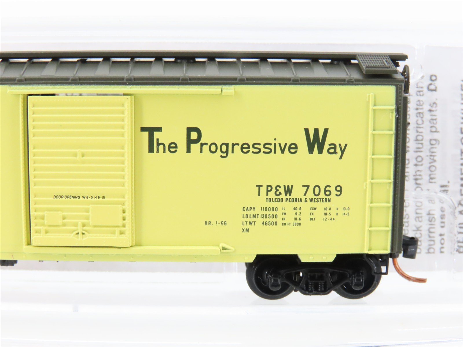 N Scale Micro-Trains MTL 02000716 TP&W The Progressive Way 40' Box Car #7069