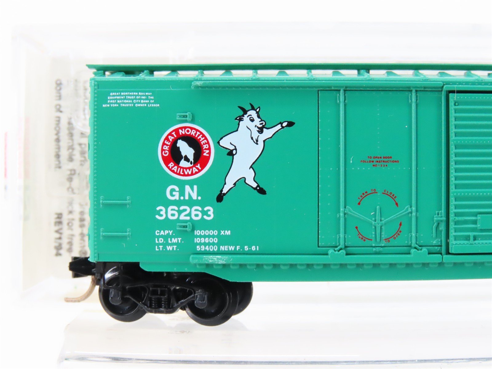 N Scale Micro-Trains MTL 33120 GN Great Northern Railway 50' Box Car #36263