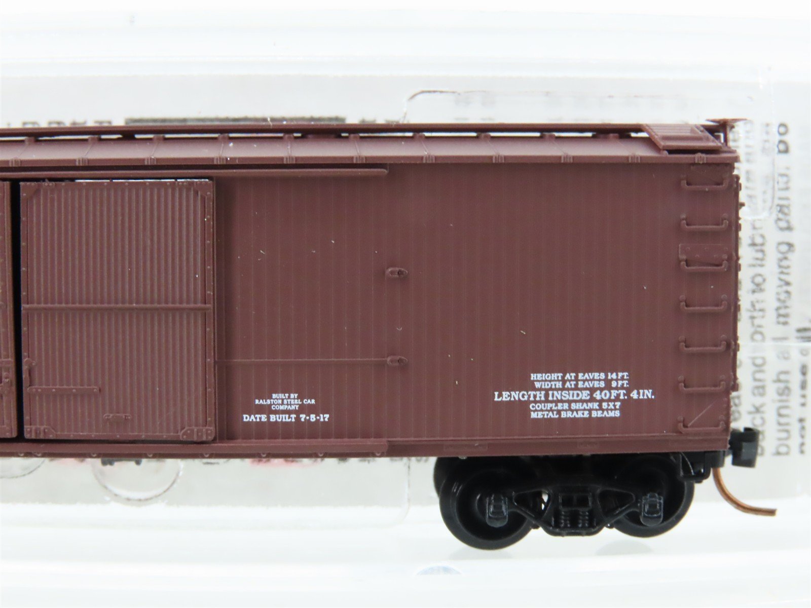 N Scale Micro-Trains MTL 41010 UP Union Pacific 40' Wood Box Car #170774