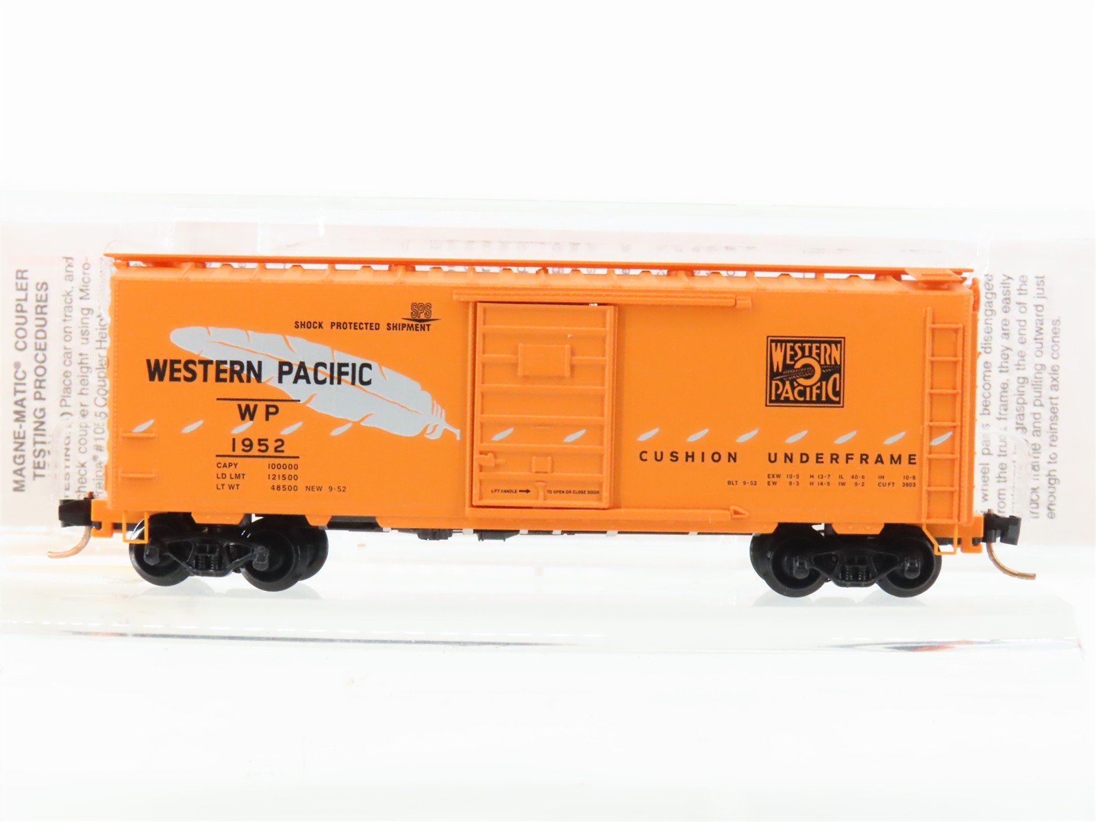 N Scale Micro-Trains MTL 20506 WP Western Pacific Feather 40' Box Car #1952