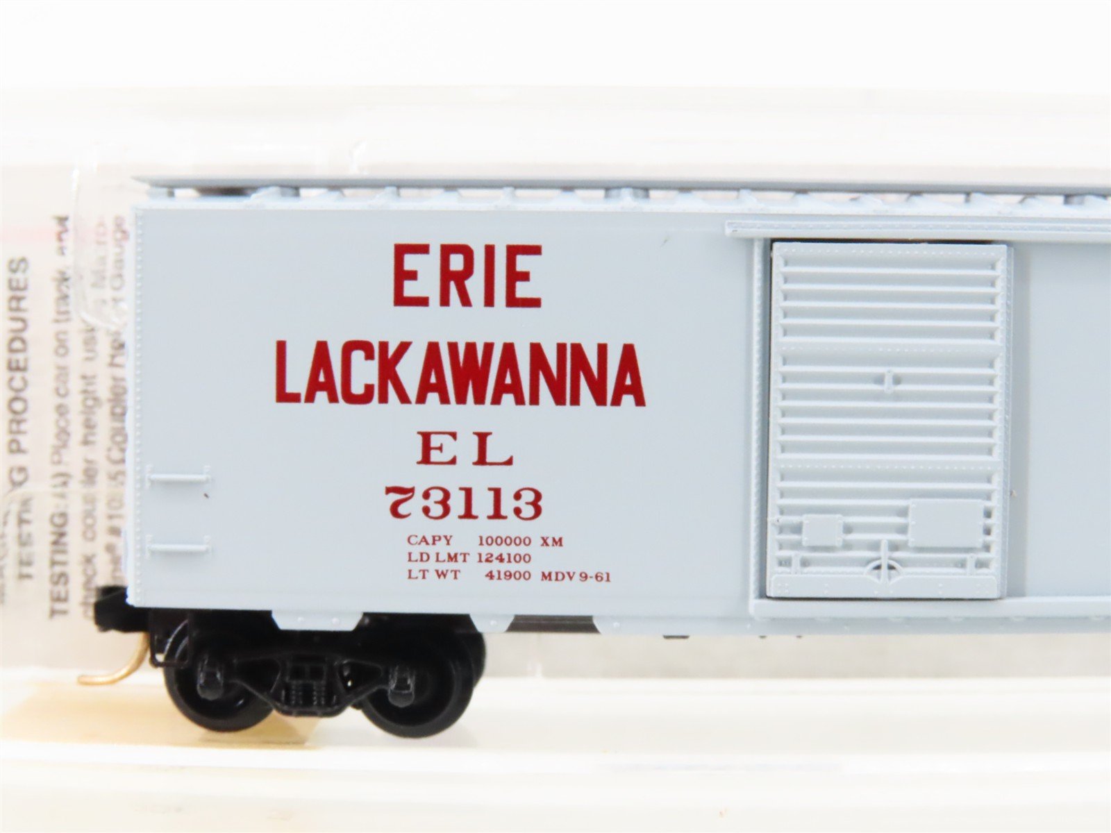 N Scale Micro-Trains MTL 20360 EL Erie Lackawanna 40' Single Door Box Car #73113