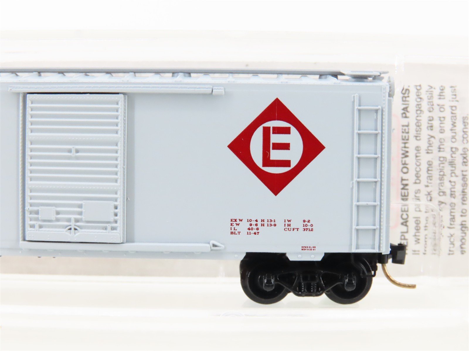 N Scale Micro-Trains MTL 20360 EL Erie Lackawanna 40' Single Door Box Car #73113