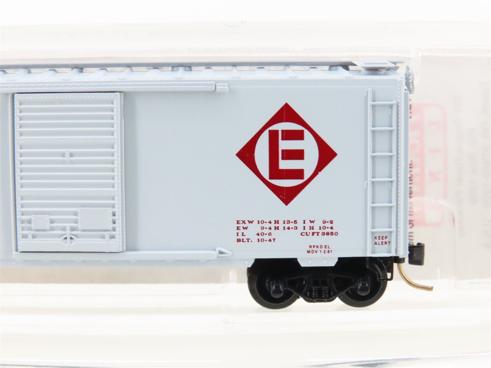 N Scale Micro-Trains MTL 20360 EL Erie Lackawanna 40' Single Door Box Car #74632