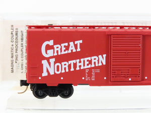 N Scale Micro-Trains MTL 20186 GN Great Northern 40' Single Door Box Car #19617