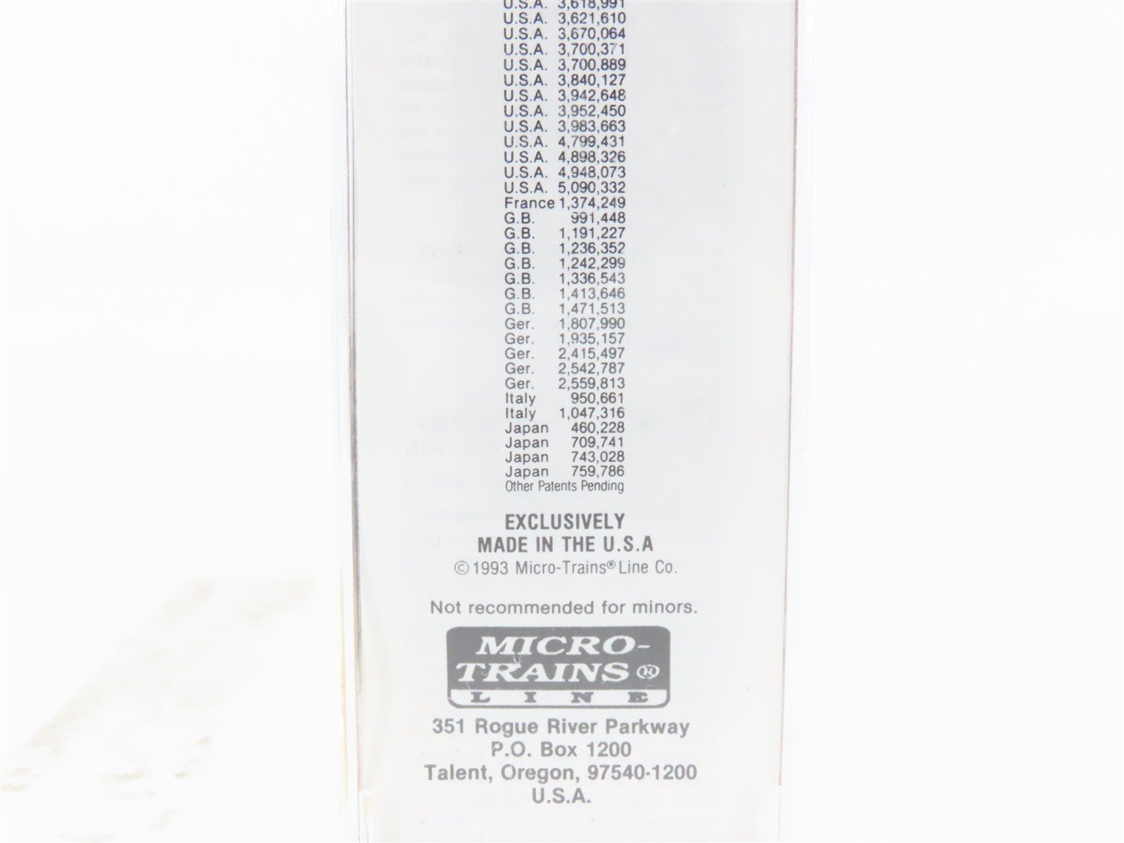 N Micro-Trains MTL 27050 P&LE Pittsburgh & Lake Erie 50' Plug Door Box Car #6945