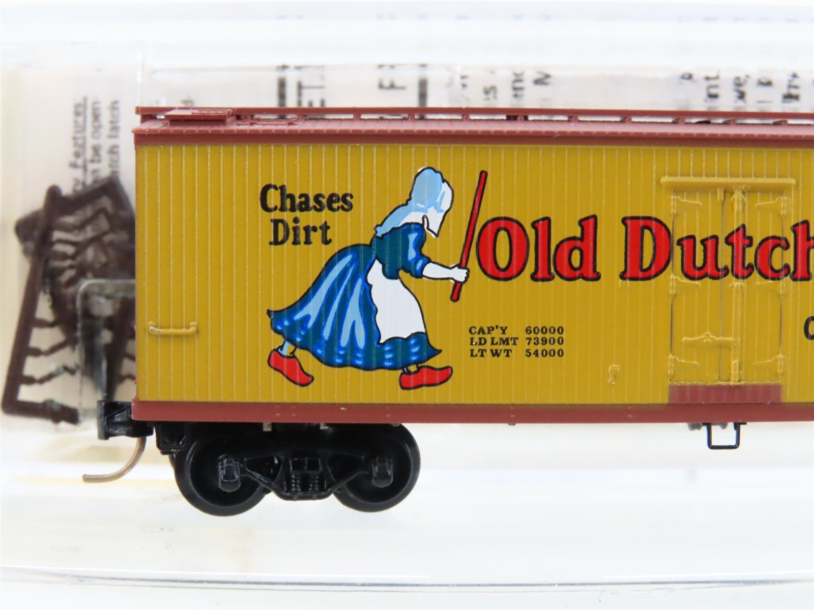 N Scale Micro-Trains MTL 49010 CRLX Old Dutch Cleanser 40' Wood Reefer #2962