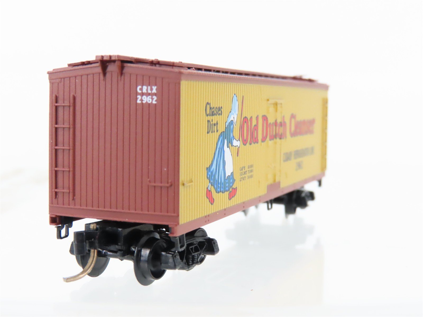 N Scale Micro-Trains MTL 49010 CRLX Old Dutch Cleanser 40' Wood Reefer #2962