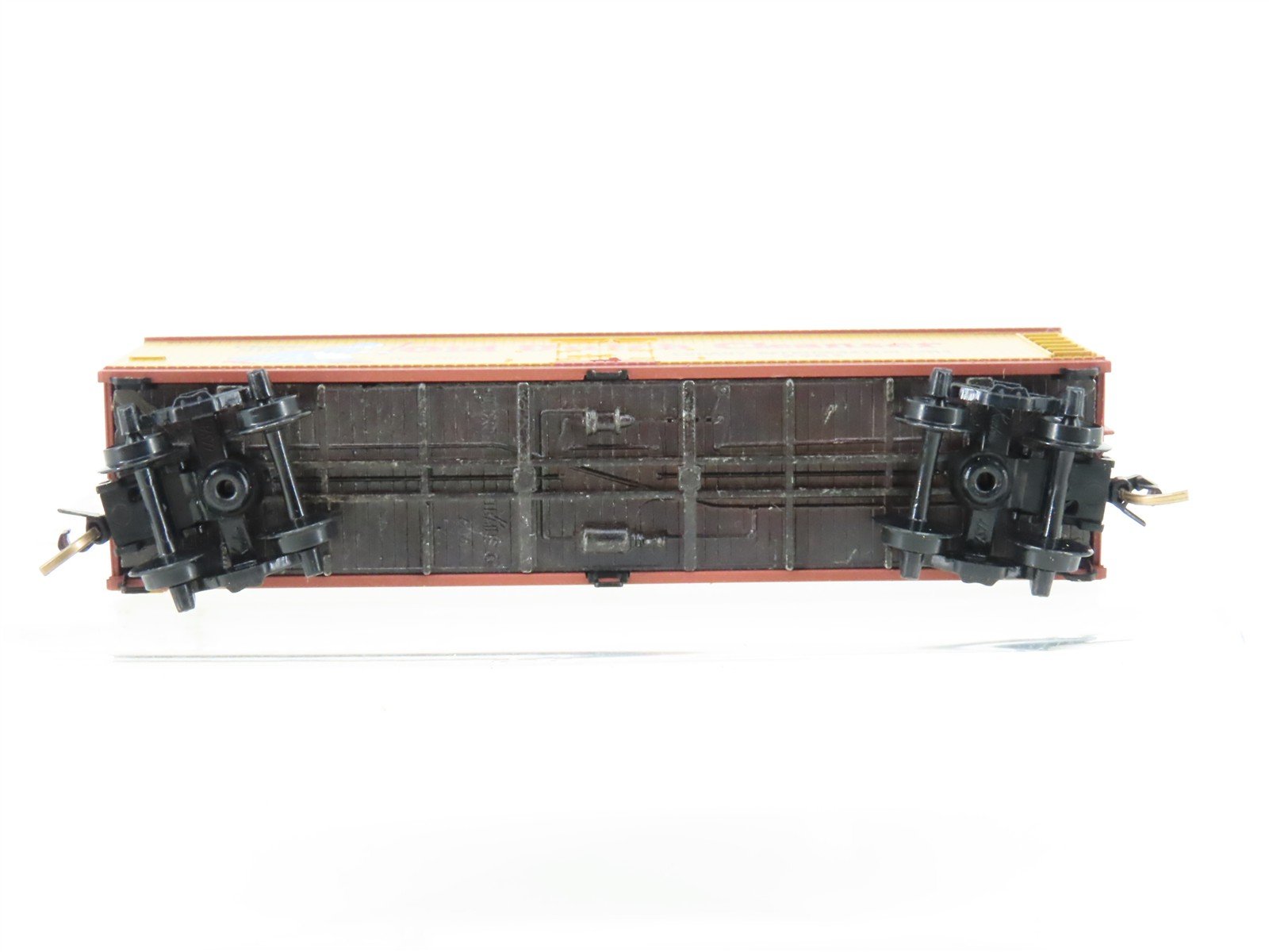 N Scale Micro-Trains MTL 49010 CRLX Old Dutch Cleanser 40' Wood Reefer #2962