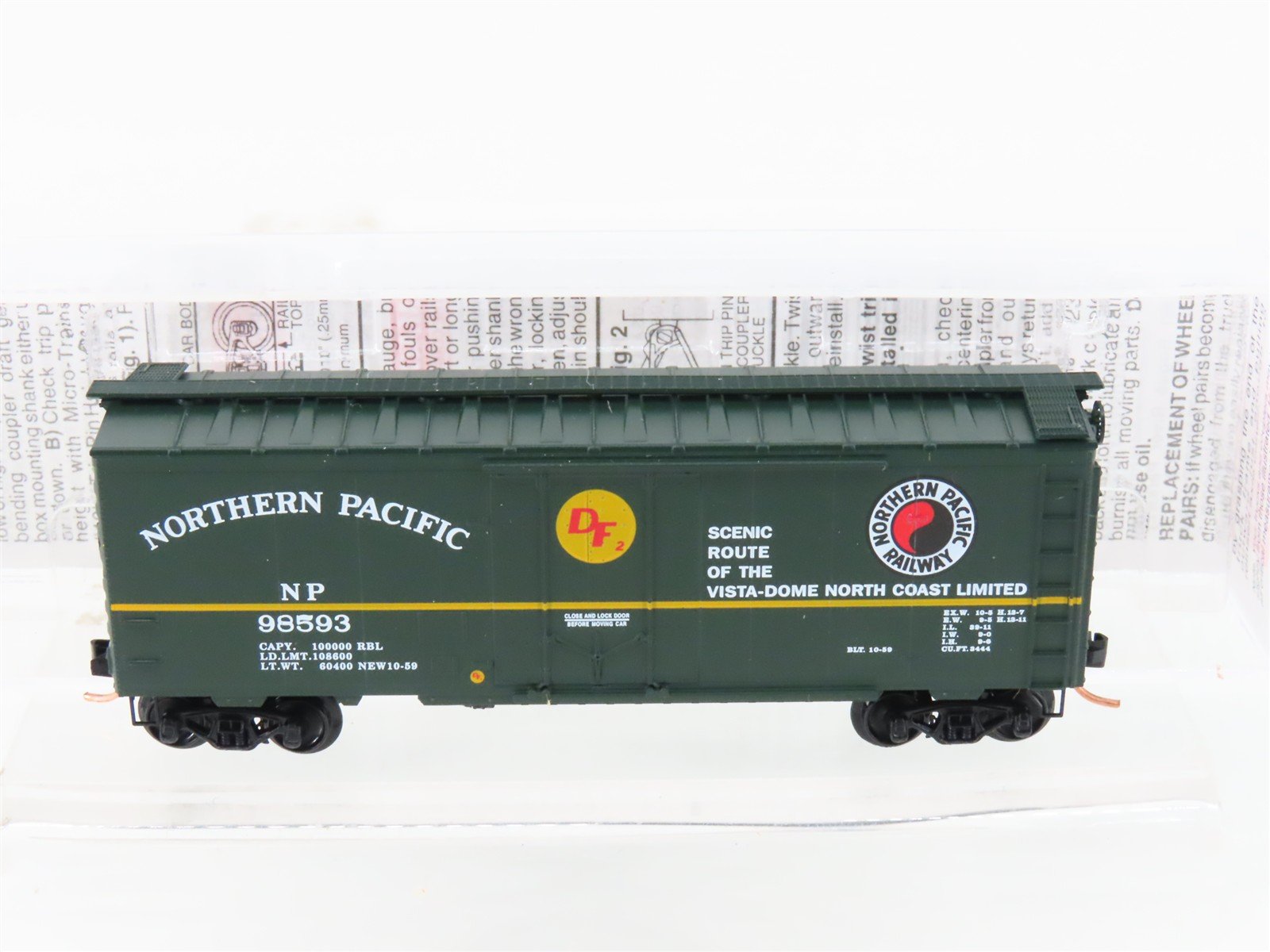 N Scale Micro-Trains MTL 21210 NP Northern Pacific 40' Plug Door Box Car #98593