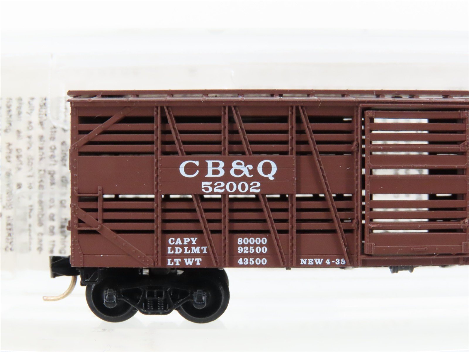 N Scale Micro-Trains MTL 35130 CB&Q Burlington Route 40' Stock Car #52002