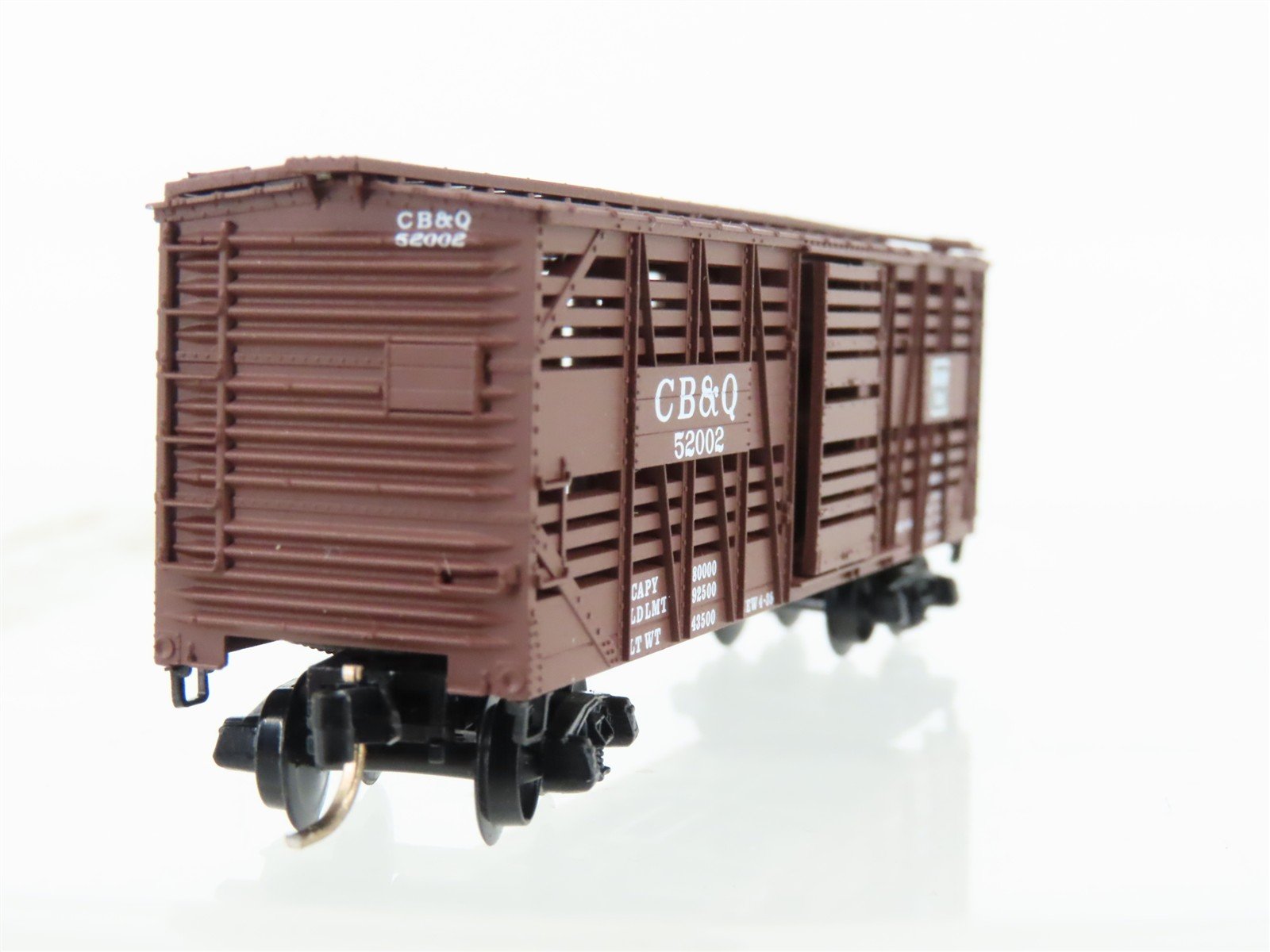 N Scale Micro-Trains MTL 35130 CB&Q Burlington Route 40' Stock Car #52002