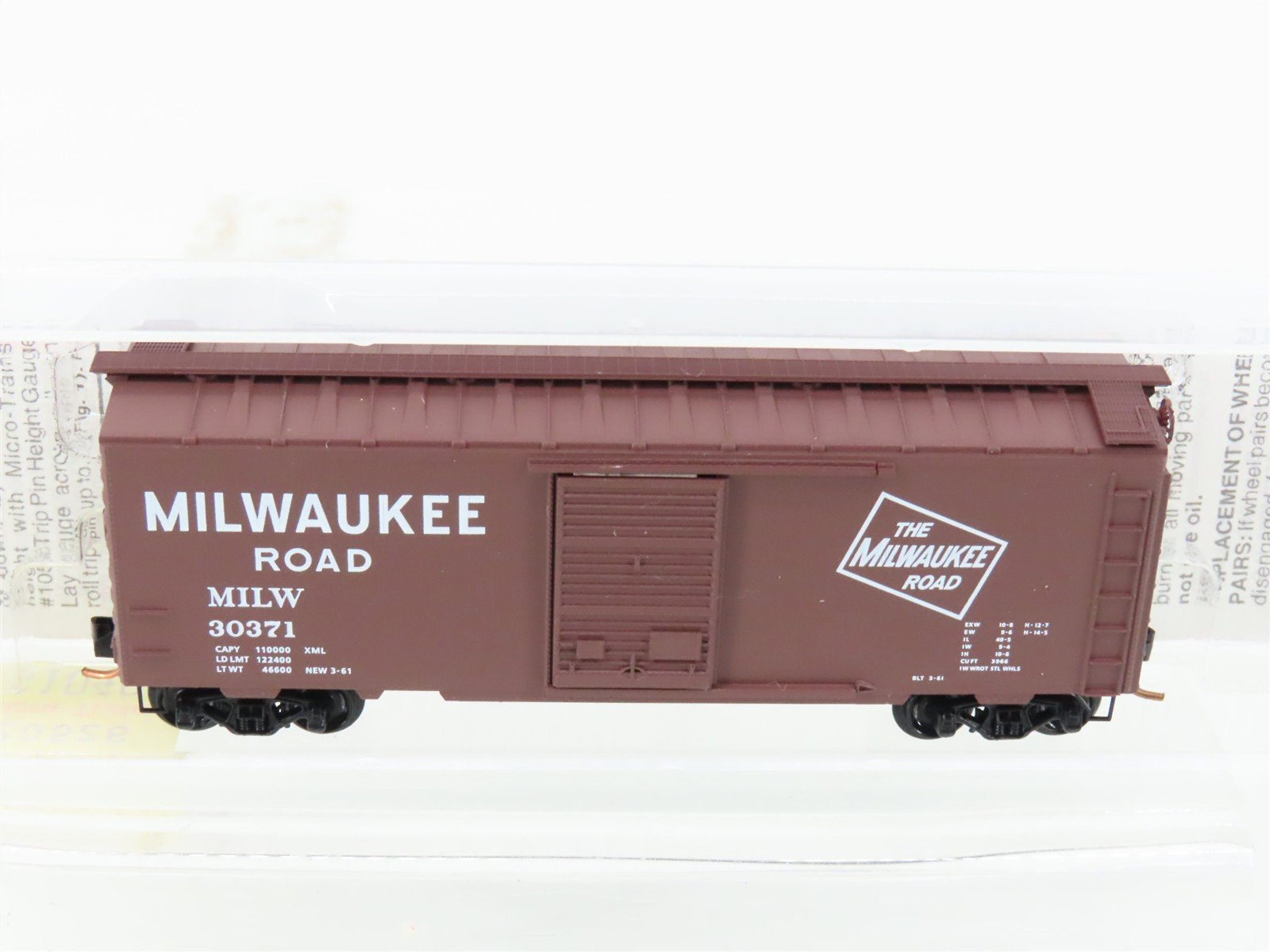 N Micro-Trains MTL 20526 MILW Milwaukee Road 40' Single Door Box Car #30371