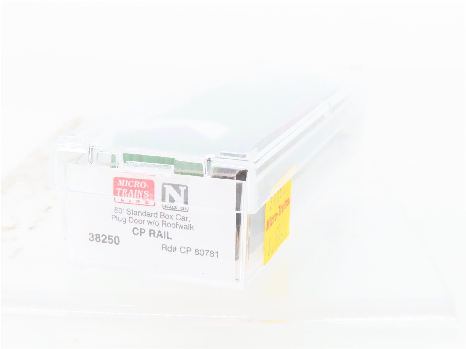 N Micro-Trains MTL 38250 CP Rail Canadian Pacific 50' Plug Door Box Car #80781