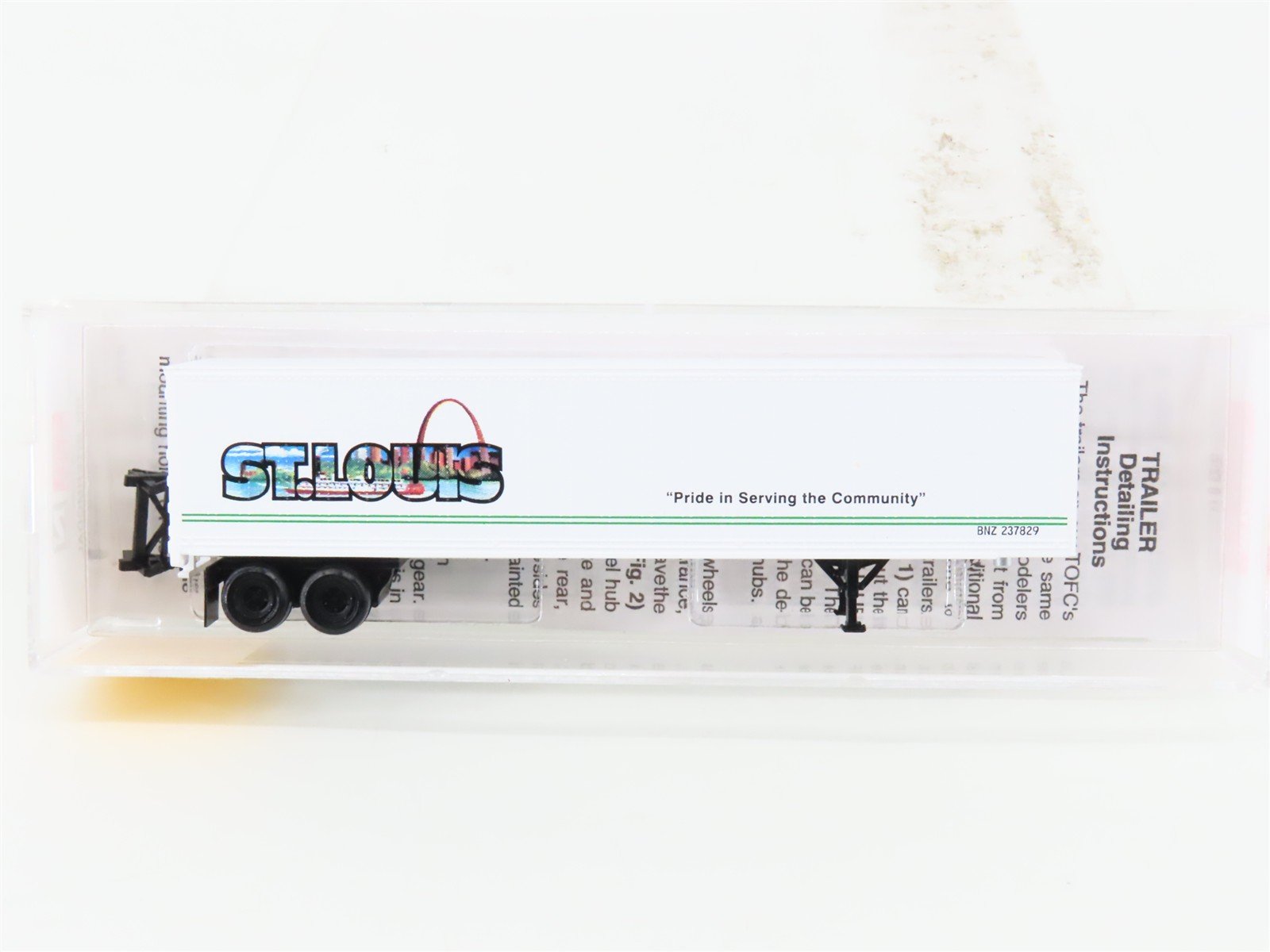 N Scale Micro-Trains MTL 67120 BNZ BN Intermodal St Louis 45' Trailer #237829