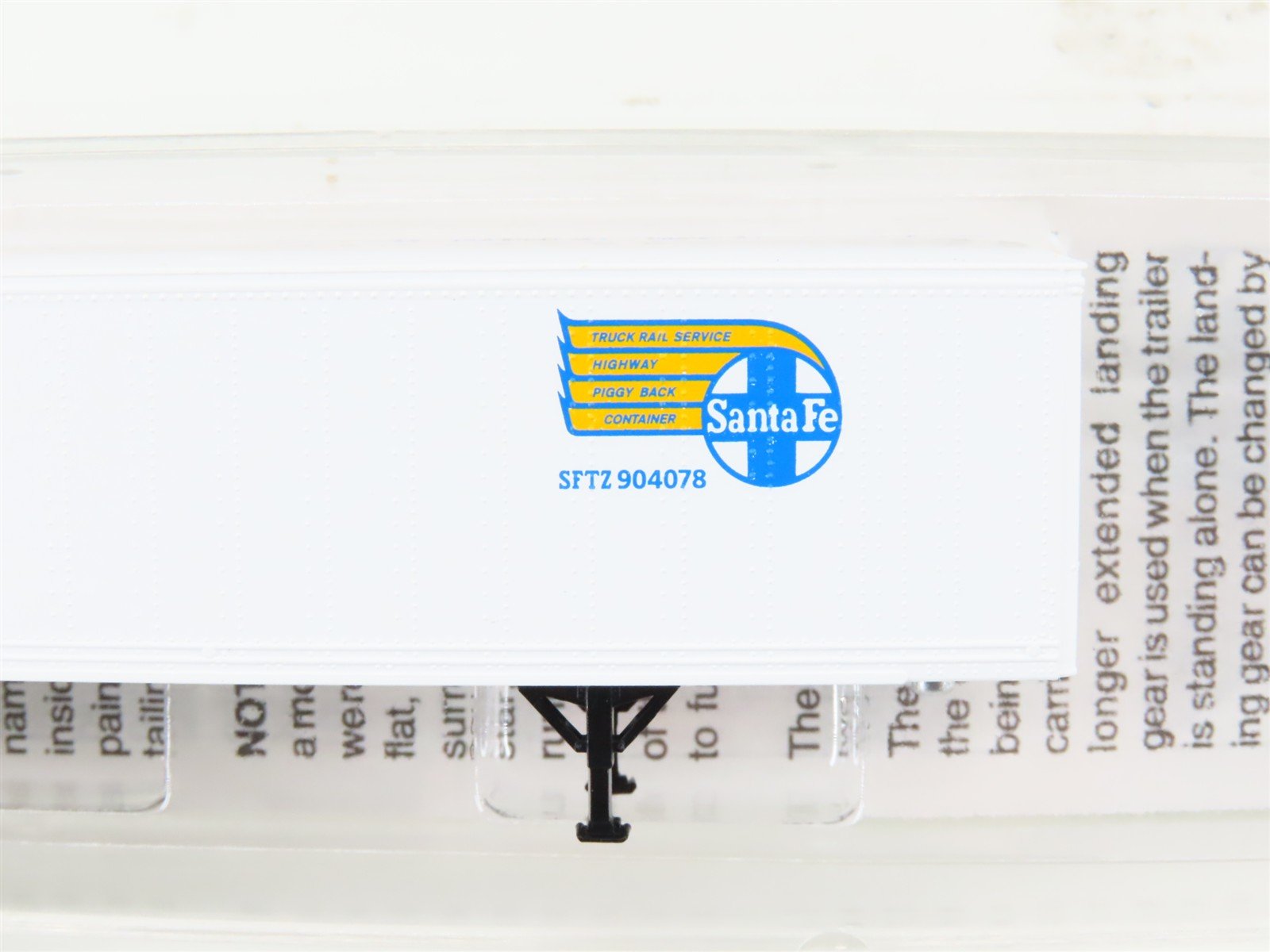 N Scale Micro-Trains MTL 66100 SFTZ Santa Fe Railroad 40' Trailer #904078