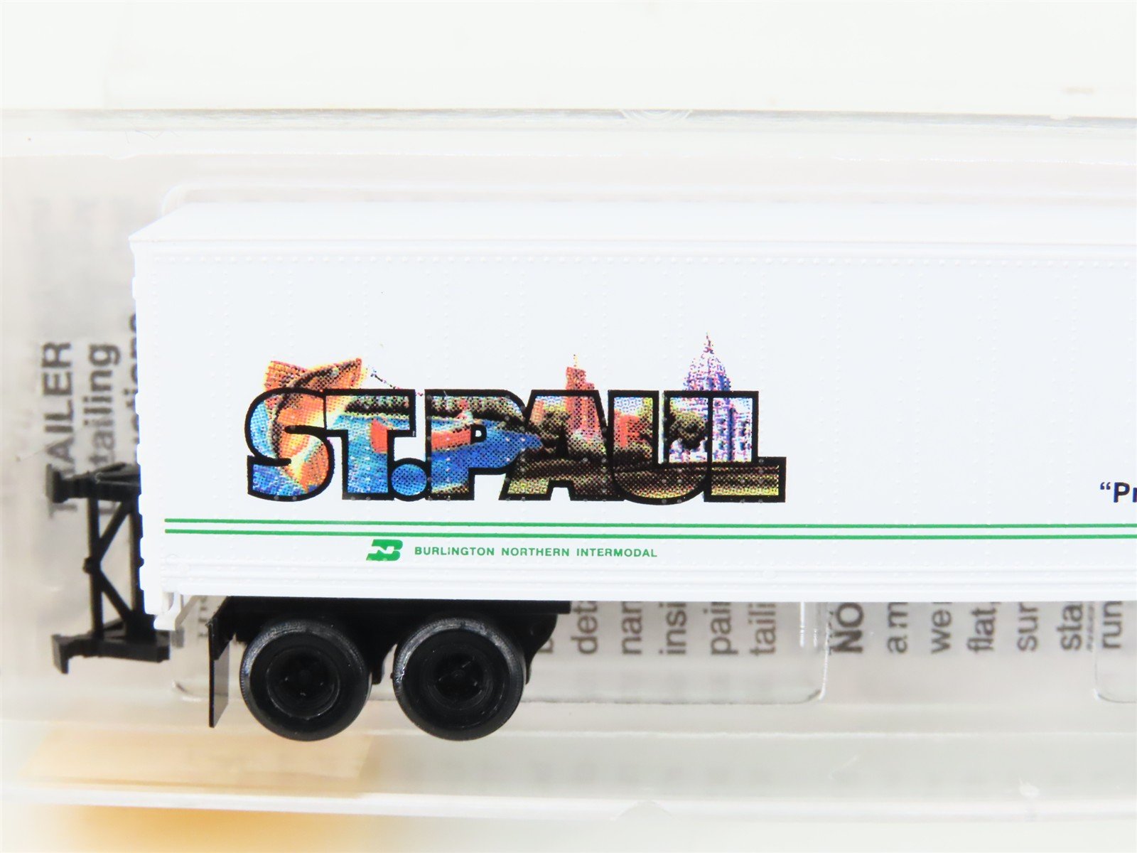 N Scale Micro-Trains MTL 67130 BNZ BN Intermodal St Paul 45' Trailer #237850