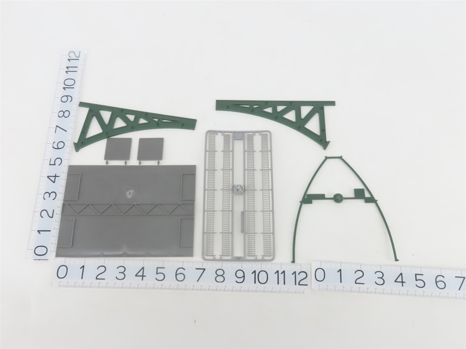 HO 1/87 Scale Faller Kit B-532 Road Bridge