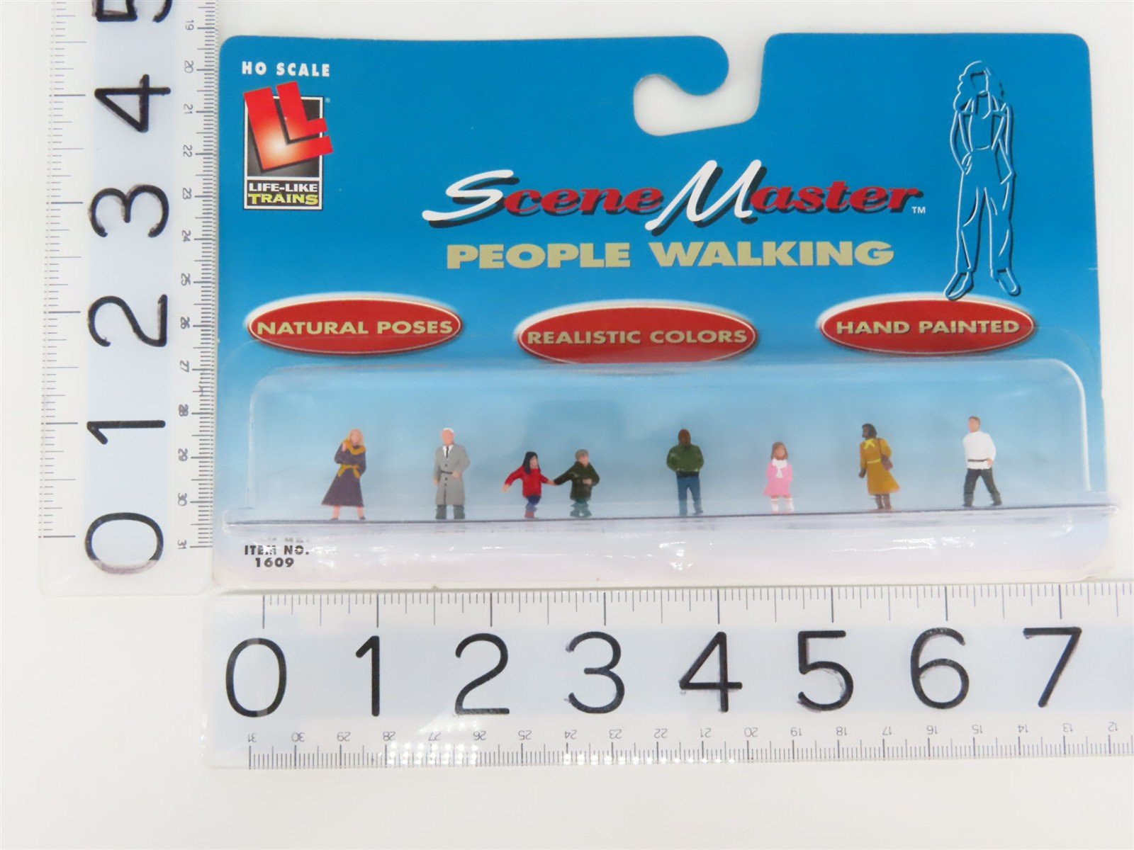 HO 1/87 Scale Life-Like SceneMaster 1609 People Walking Figures 7-Pack
