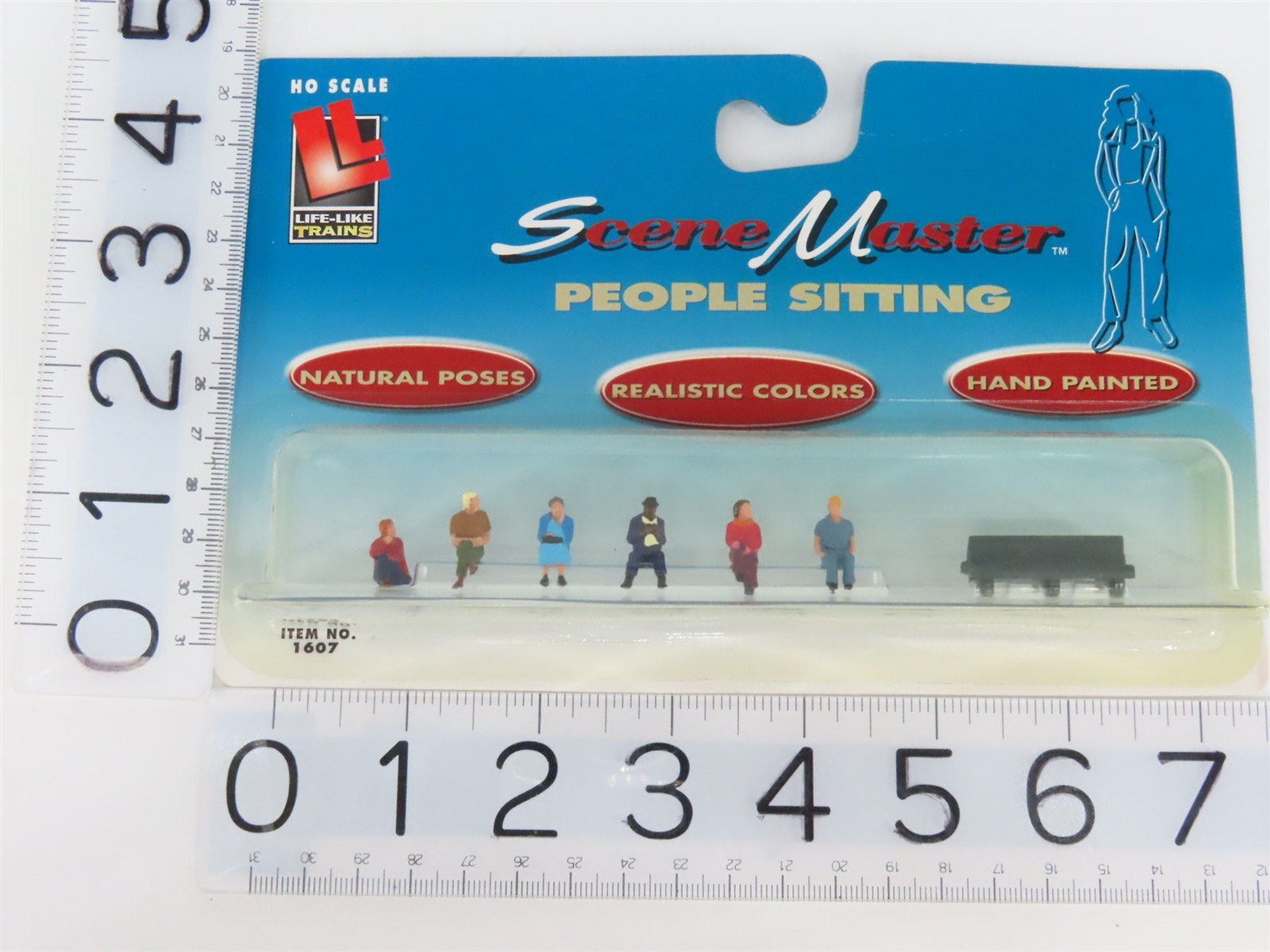 HO 1/87 Scale Life-Like SceneMaster 1607 People Sitting Figures 6-Pack + Bench