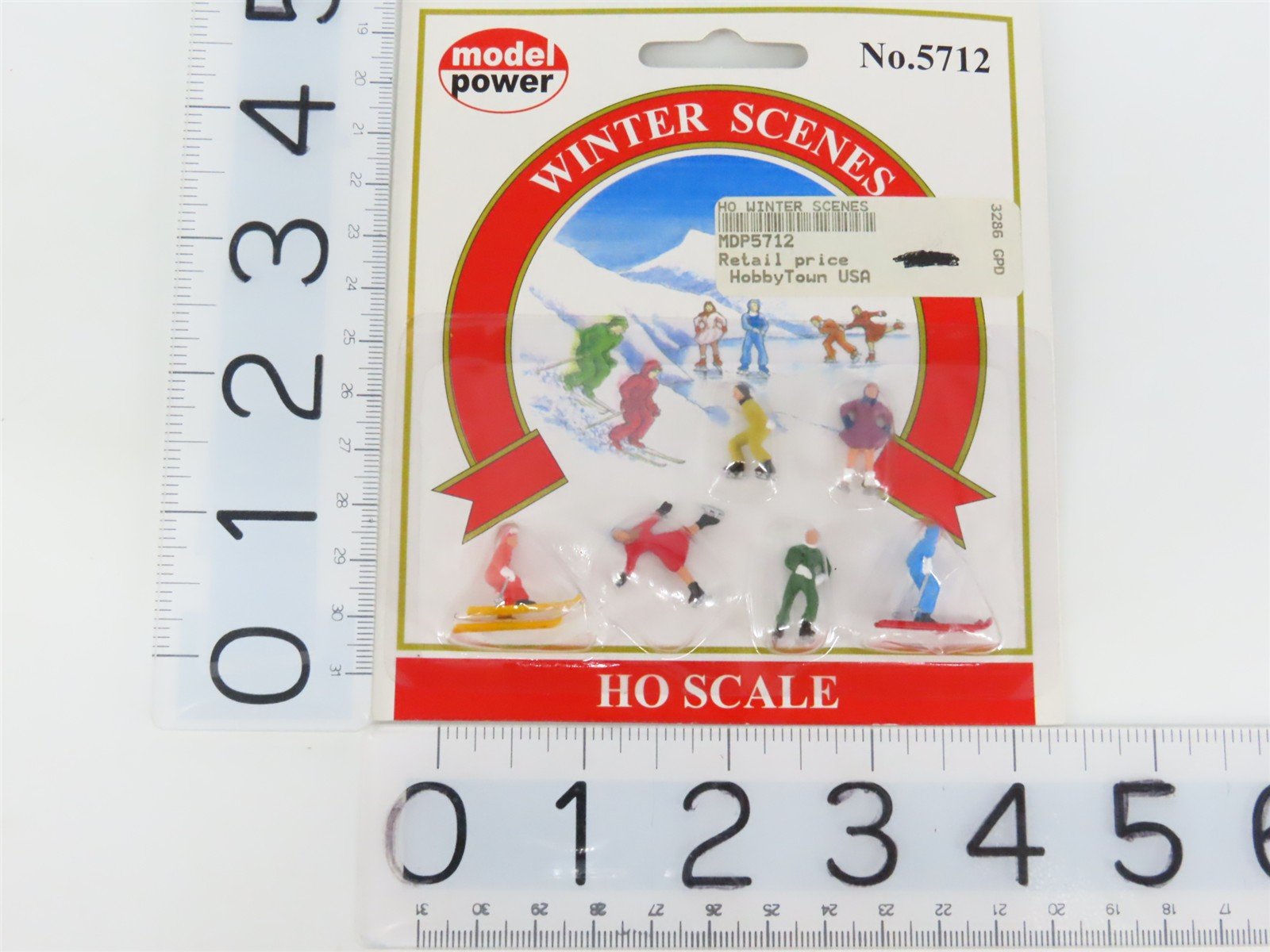 HO 1/87 Scale Model Power 5712 Winter Scenes Ice Skating & Skiing Figures 6-Pack