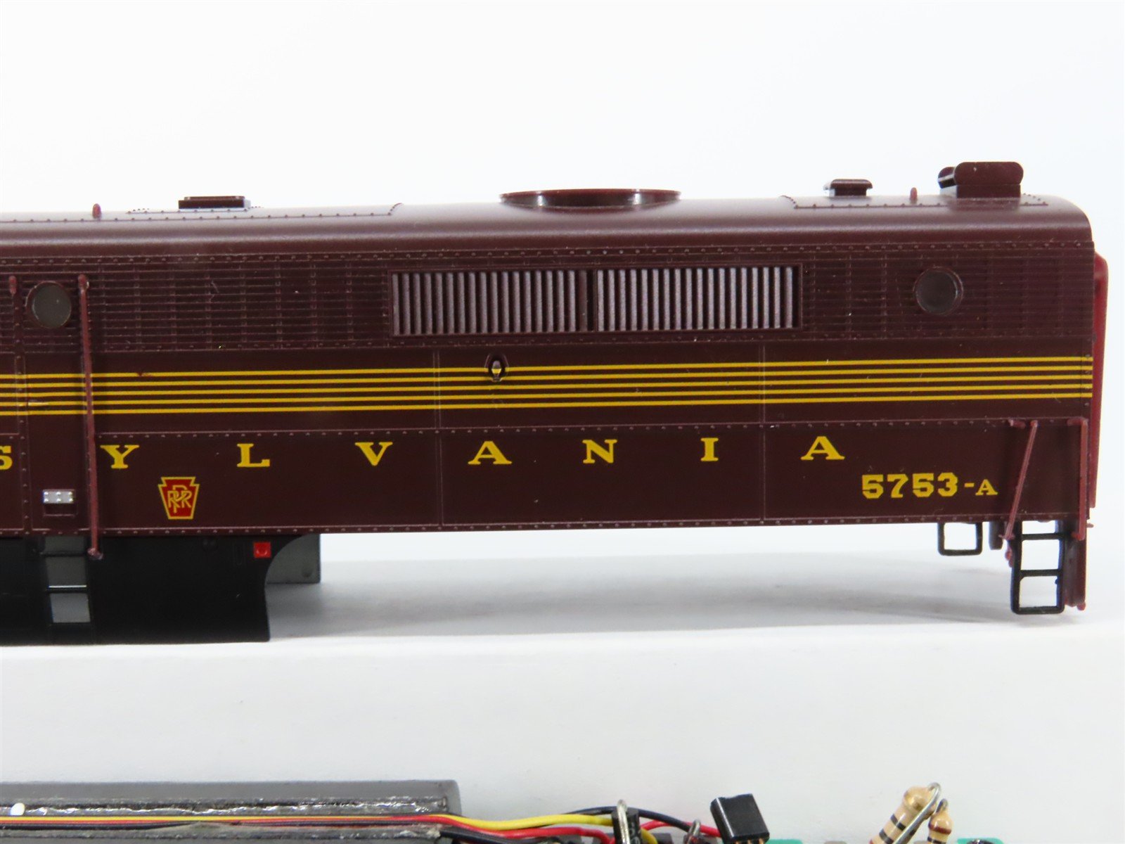 HO Scale Proto 2000 21685 PRR Pennsylvania ALCO PA Diesel #5753A - DCC Ready