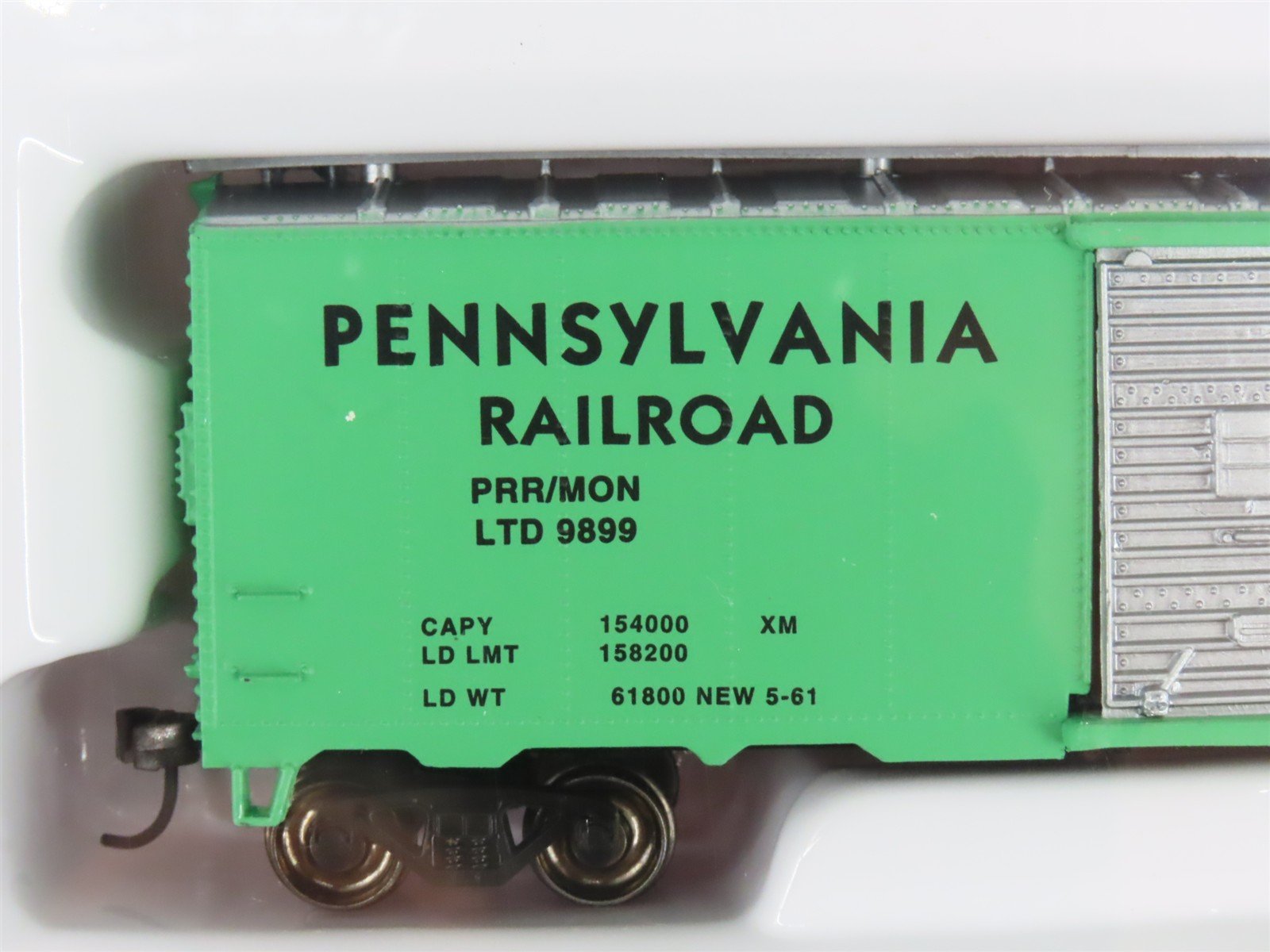 HO Bachmann 01201 Monopoly Collector's Edition 0-6-0 Steam Freight Set - SEALED