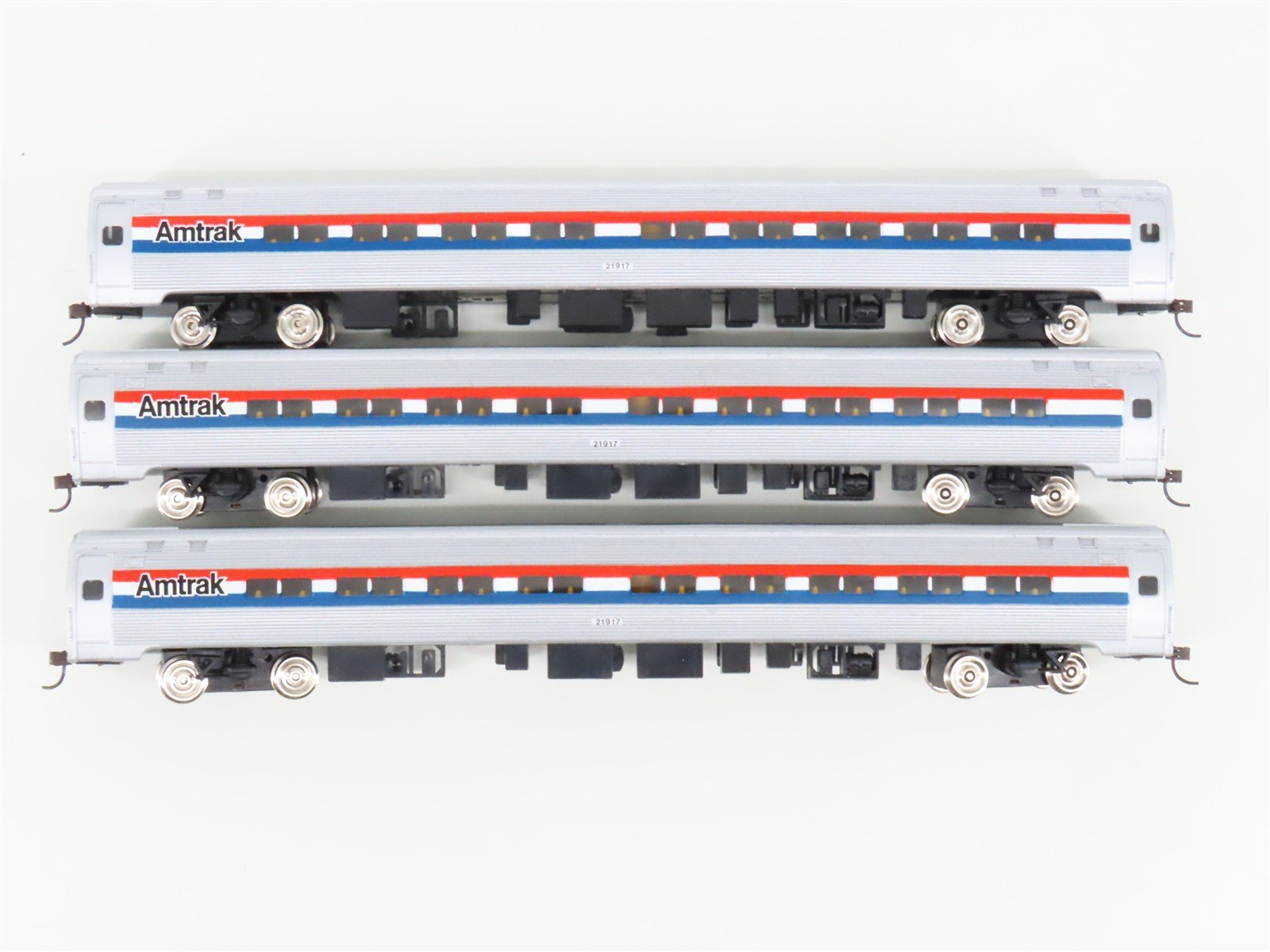 HO Bachmann 01104 AMTK Amtrak Phase III 